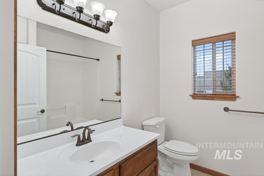 2309 Cambridge Ct., Moscow, Idaho 83843, 5 Bedrooms, 3 Bathrooms, Residential For Sale, Price $795,000,MLS 98978358