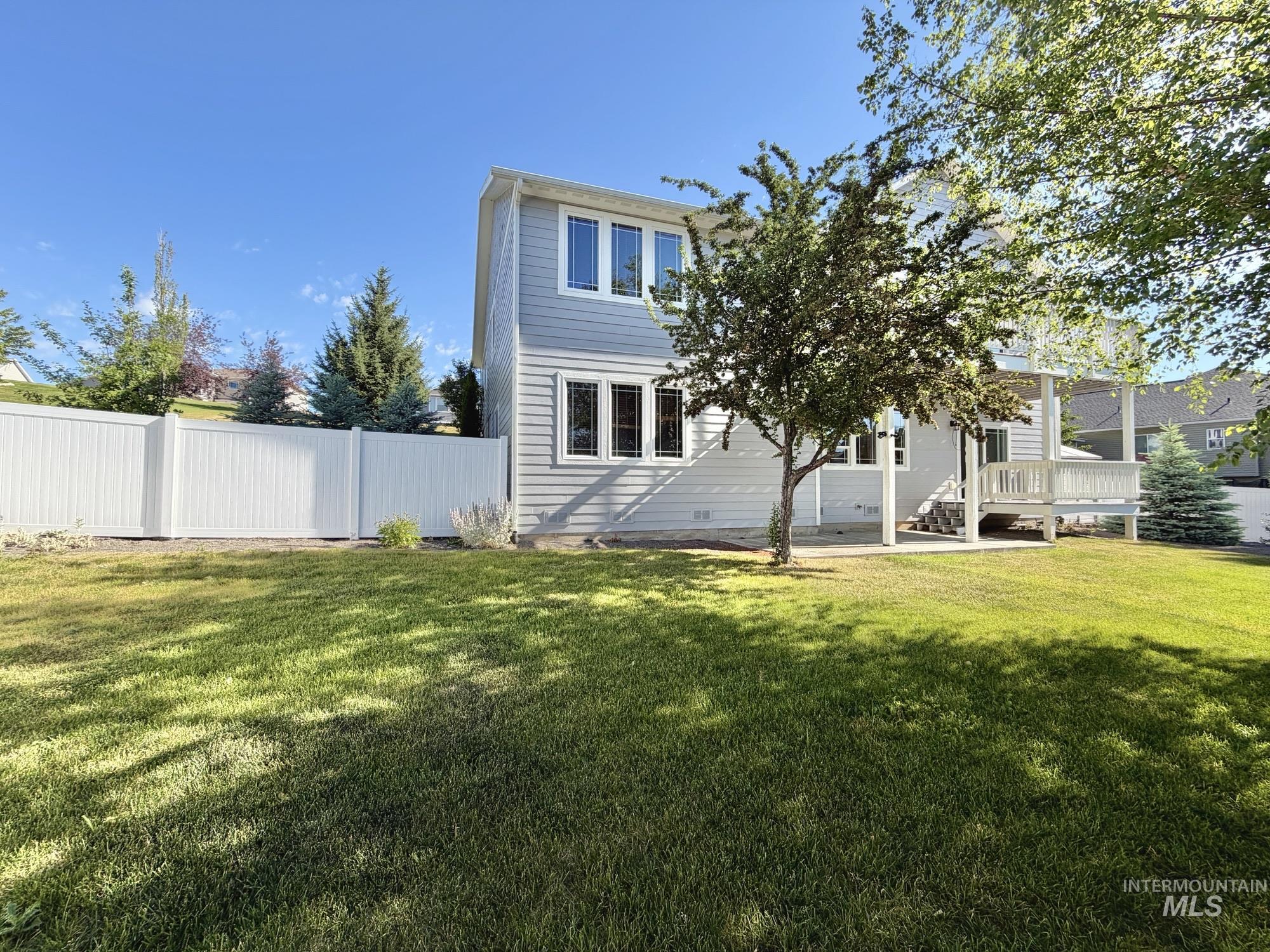2309 Cambridge Ct., Moscow, Idaho 83843, 5 Bedrooms, 3 Bathrooms, Residential For Sale, Price $725,000,MLS 98978358