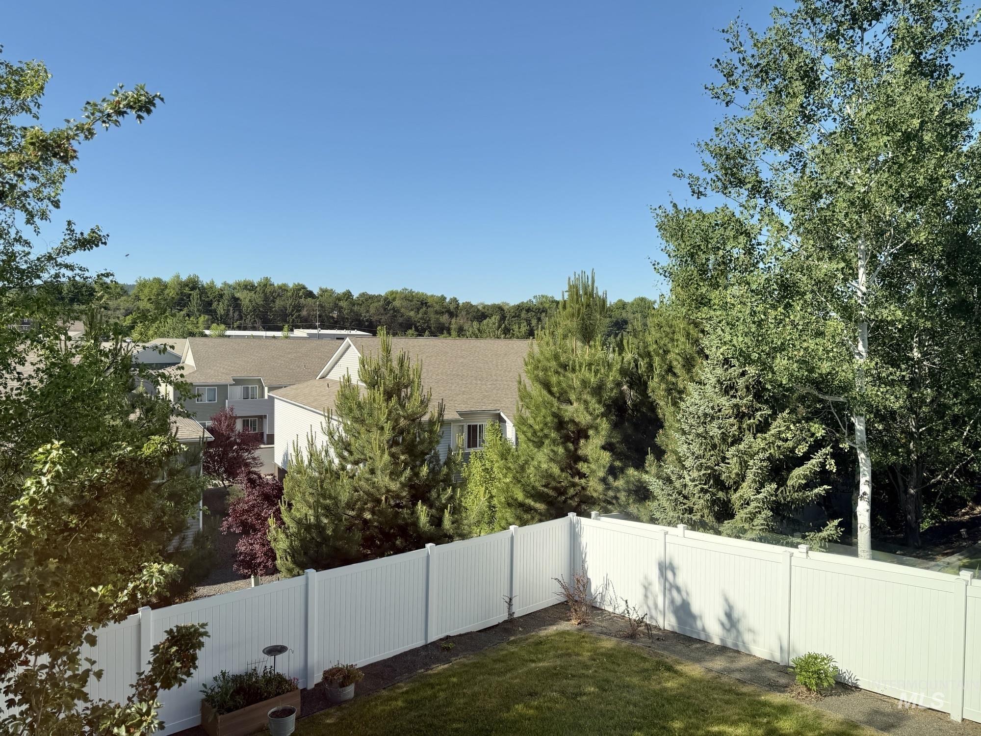 2309 Cambridge Ct., Moscow, Idaho 83843, 5 Bedrooms, 3 Bathrooms, Residential For Sale, Price $725,000,MLS 98978358