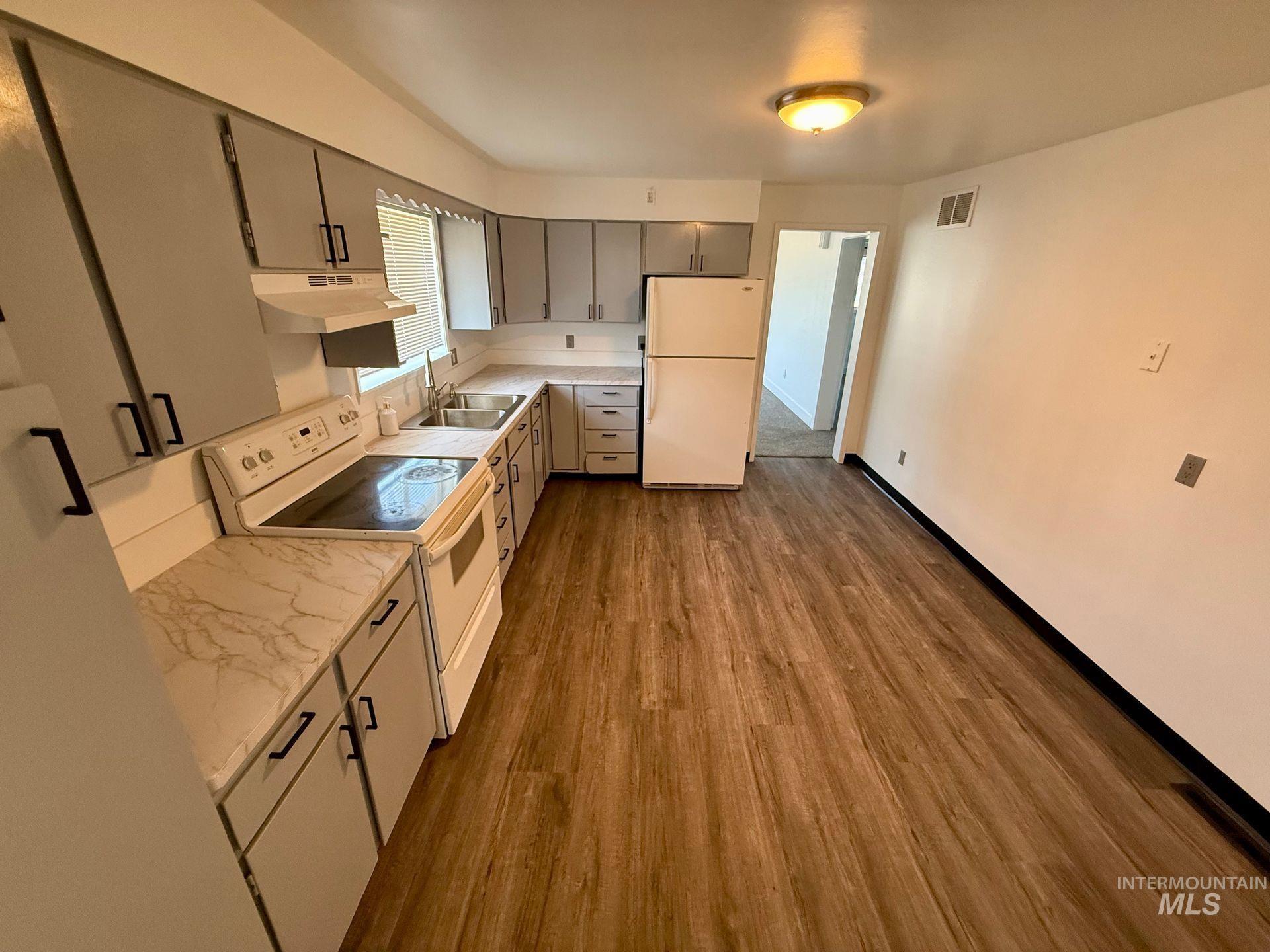 517 12th st, Clarkston, Washington 99403, 2 Bedrooms, 2 Bathrooms, Residential For Sale, Price $369,700,MLS 98978360