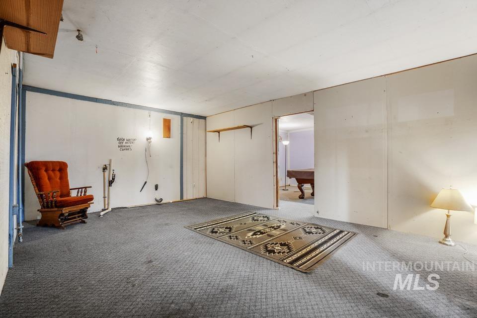 321 Southeast Ave, New Plymouth, Idaho 83655, 4 Bedrooms, 1 Bathroom, Residential For Sale, Price $188,000,MLS 98978361