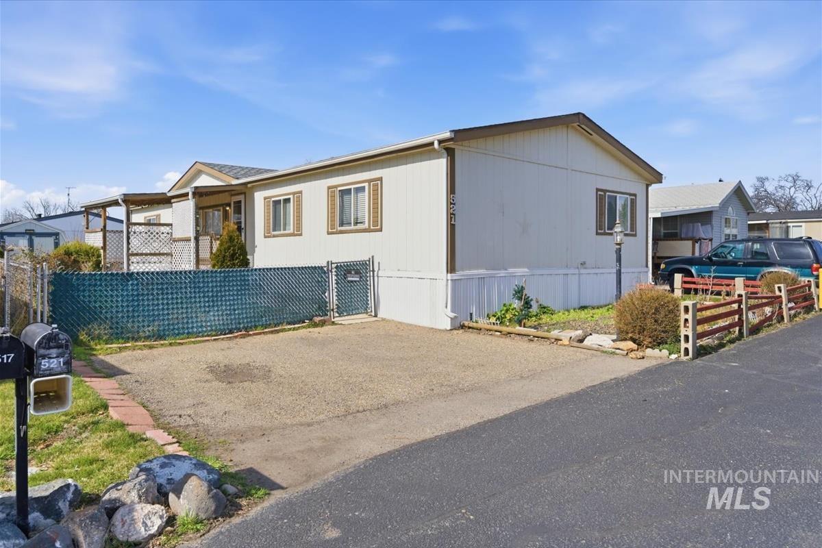521 River Valley St., Nampa, Idaho 83687, 4 Bedrooms, 2 Bathrooms, Residential For Sale, Price $119,000,MLS 98978364