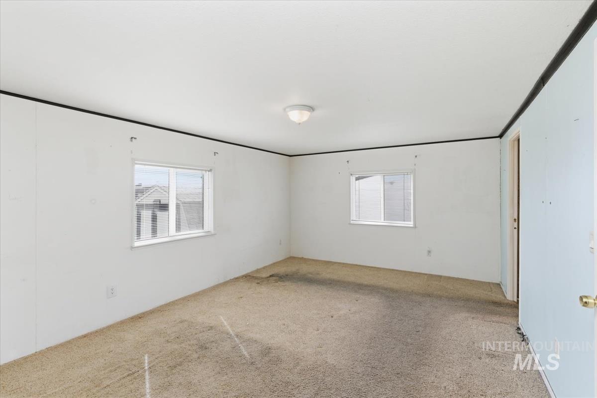 521 River Valley St., Nampa, Idaho 83687, 4 Bedrooms, 2 Bathrooms, Residential For Sale, Price $119,000,MLS 98978364