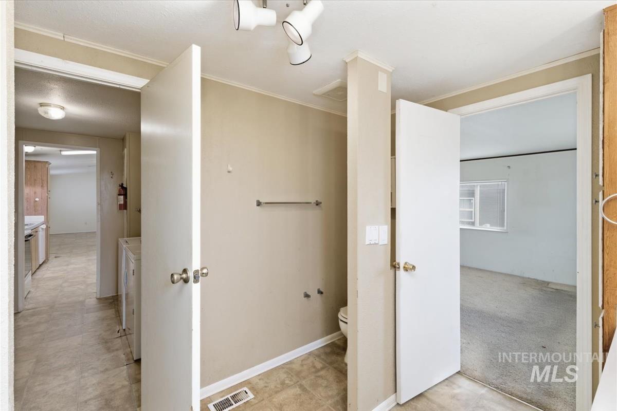 521 River Valley St., Nampa, Idaho 83687, 4 Bedrooms, 2 Bathrooms, Residential For Sale, Price $119,000,MLS 98978364