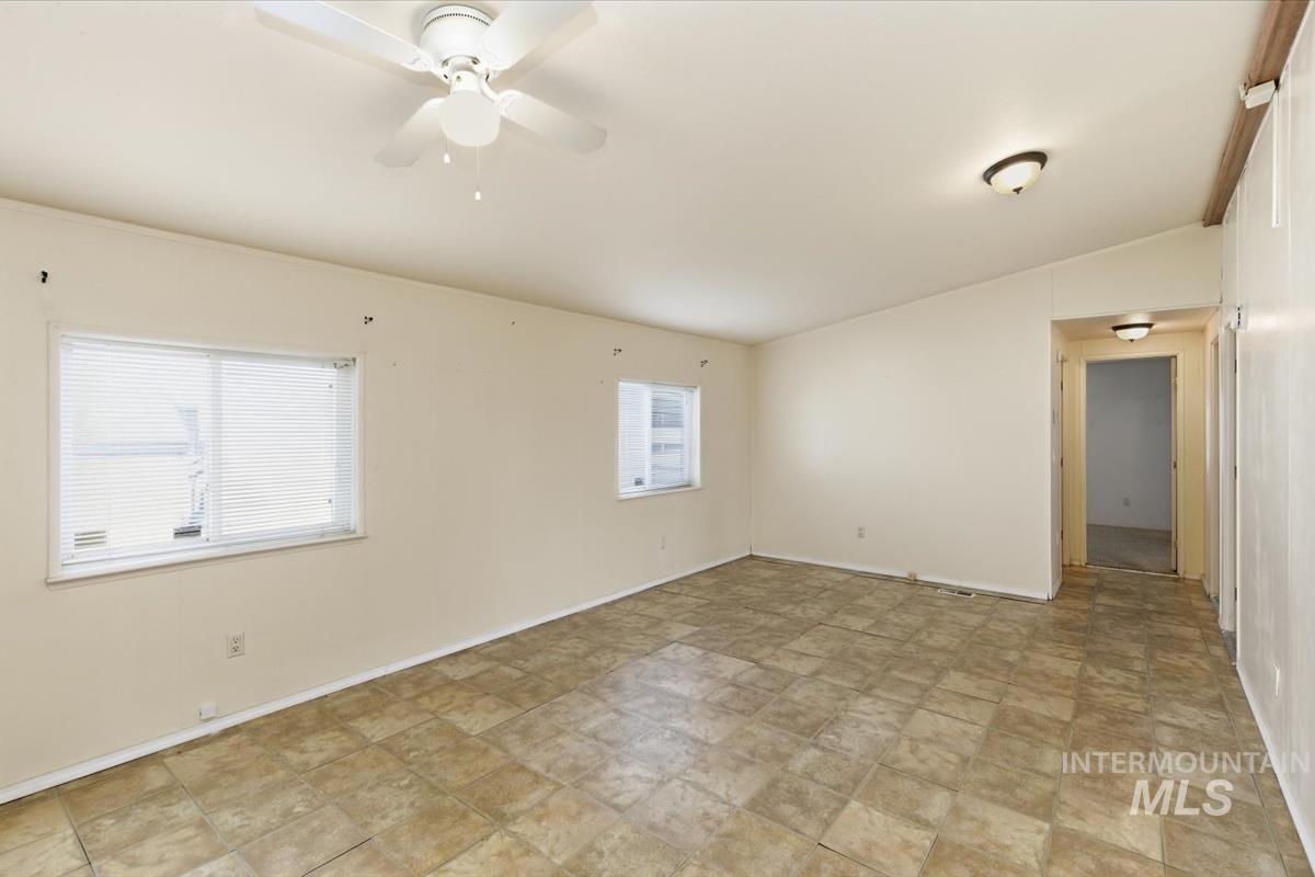 521 River Valley St., Nampa, Idaho 83687, 4 Bedrooms, 2 Bathrooms, Residential For Sale, Price $119,000,MLS 98978364