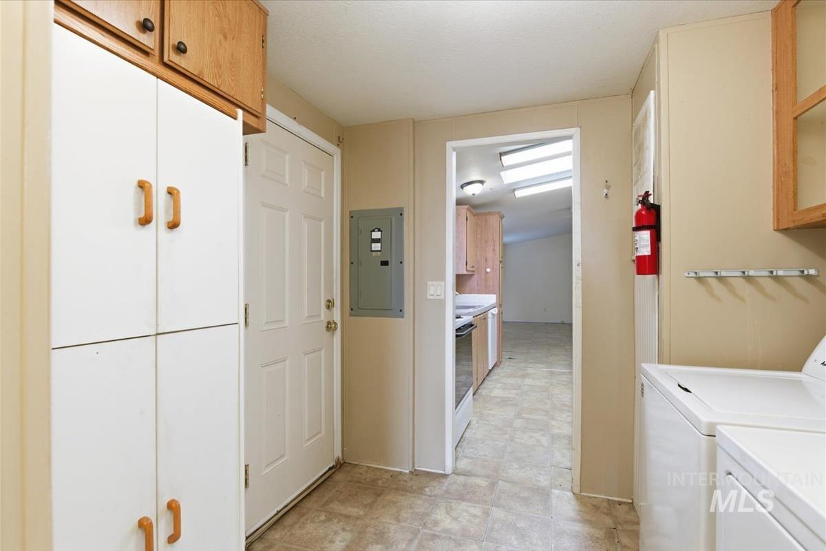 521 River Valley St., Nampa, Idaho 83687, 4 Bedrooms, 2 Bathrooms, Residential For Sale, Price $119,000,MLS 98978364