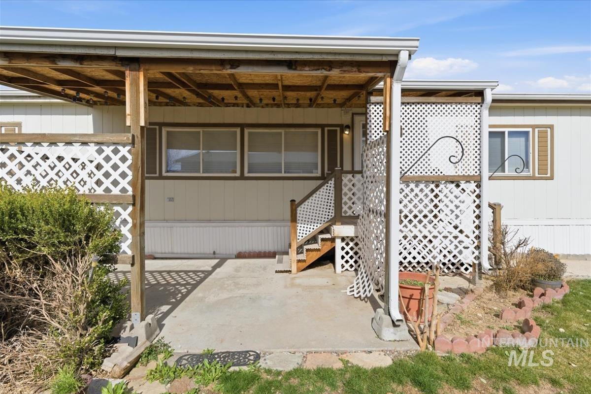 521 River Valley St., Nampa, Idaho 83687, 4 Bedrooms, 2 Bathrooms, Residential For Sale, Price $119,000,MLS 98978364