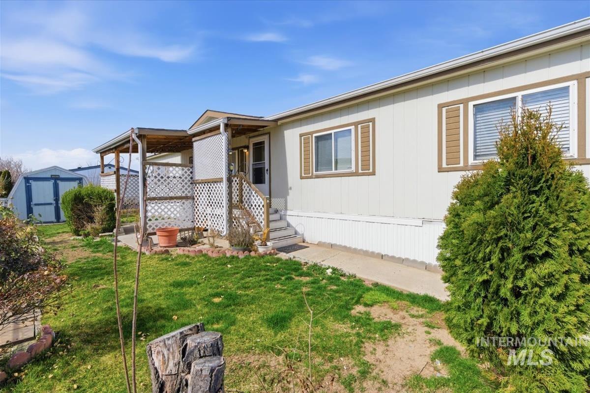 521 River Valley St., Nampa, Idaho 83687, 4 Bedrooms, 2 Bathrooms, Residential For Sale, Price $119,000,MLS 98978364