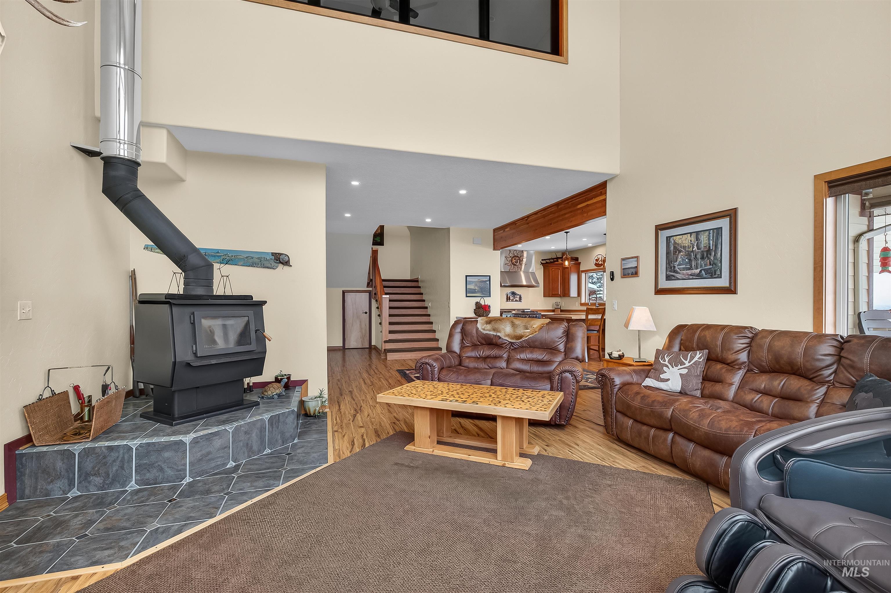 204 S 2nd St, Elk River, Idaho 83827, 3 Bedrooms, 3 Bathrooms, Residential For Sale, Price $675,000, 98978369