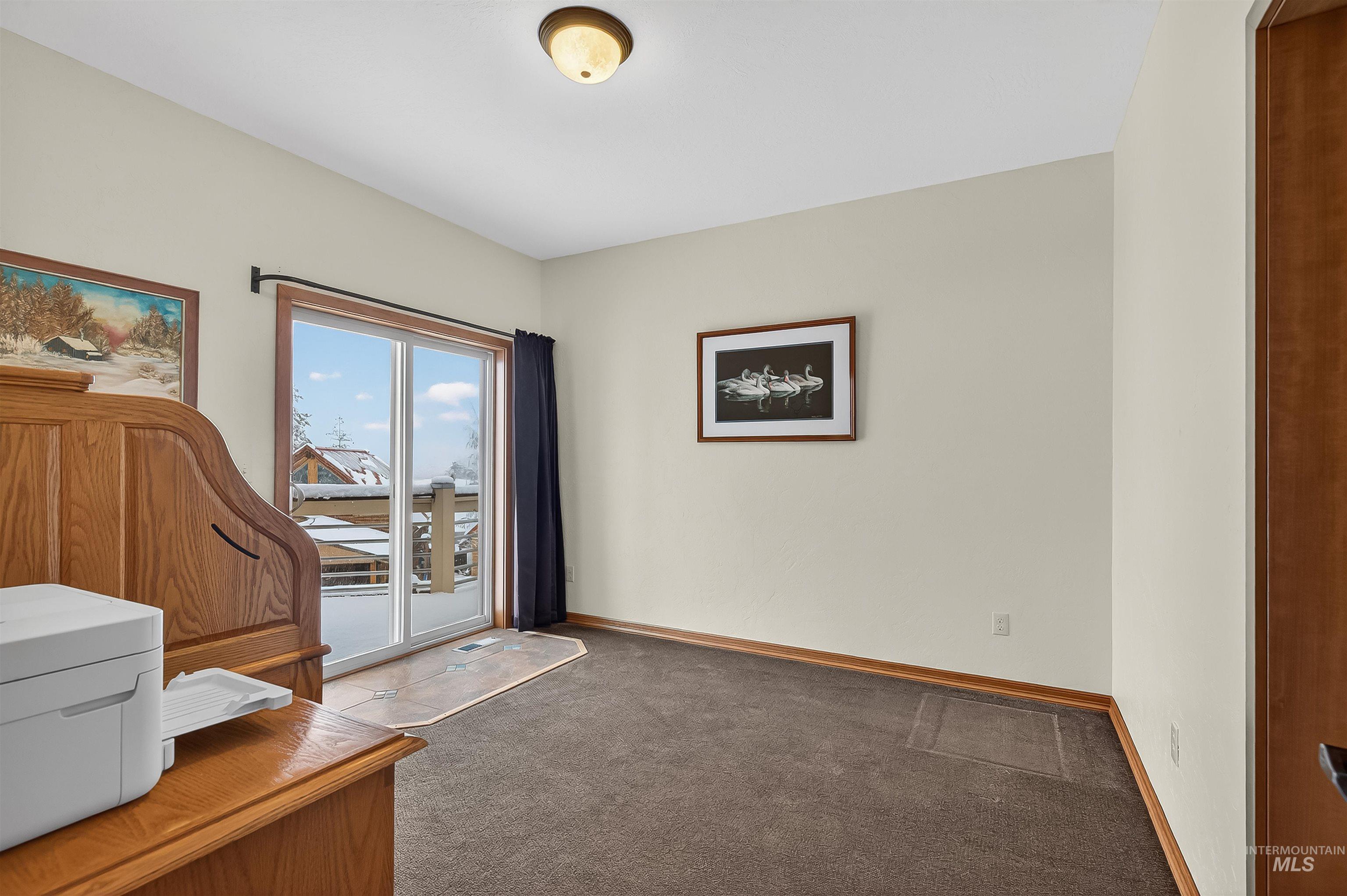 204 S 2nd St, Elk River, Idaho 83827, 3 Bedrooms, 3 Bathrooms, Residential For Sale, Price $675,000,MLS 98978369