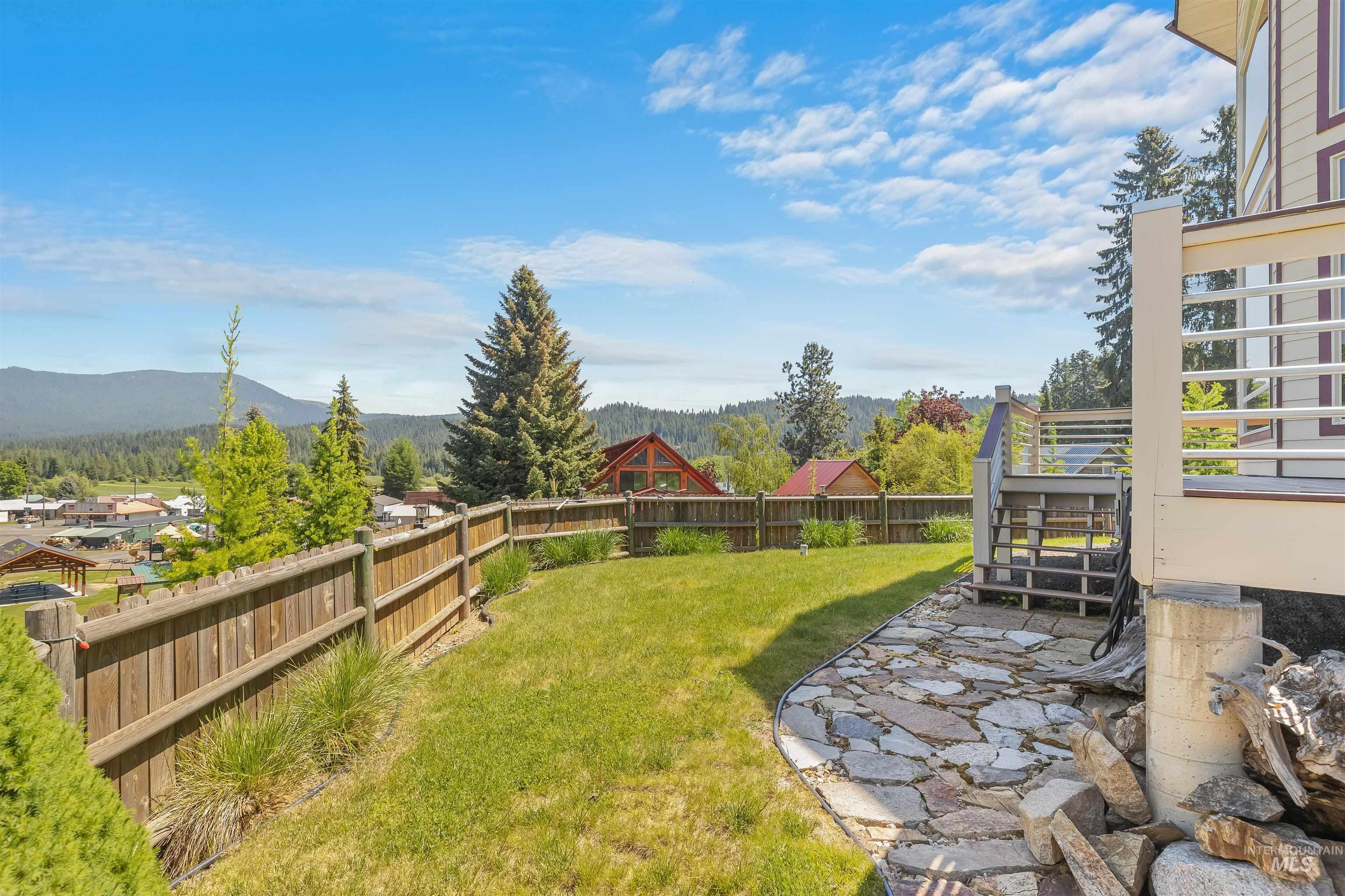 204 S 2nd St, Elk River, Idaho 83827, 3 Bedrooms, 3 Bathrooms, Residential For Sale, Price $595,000,MLS 98978369