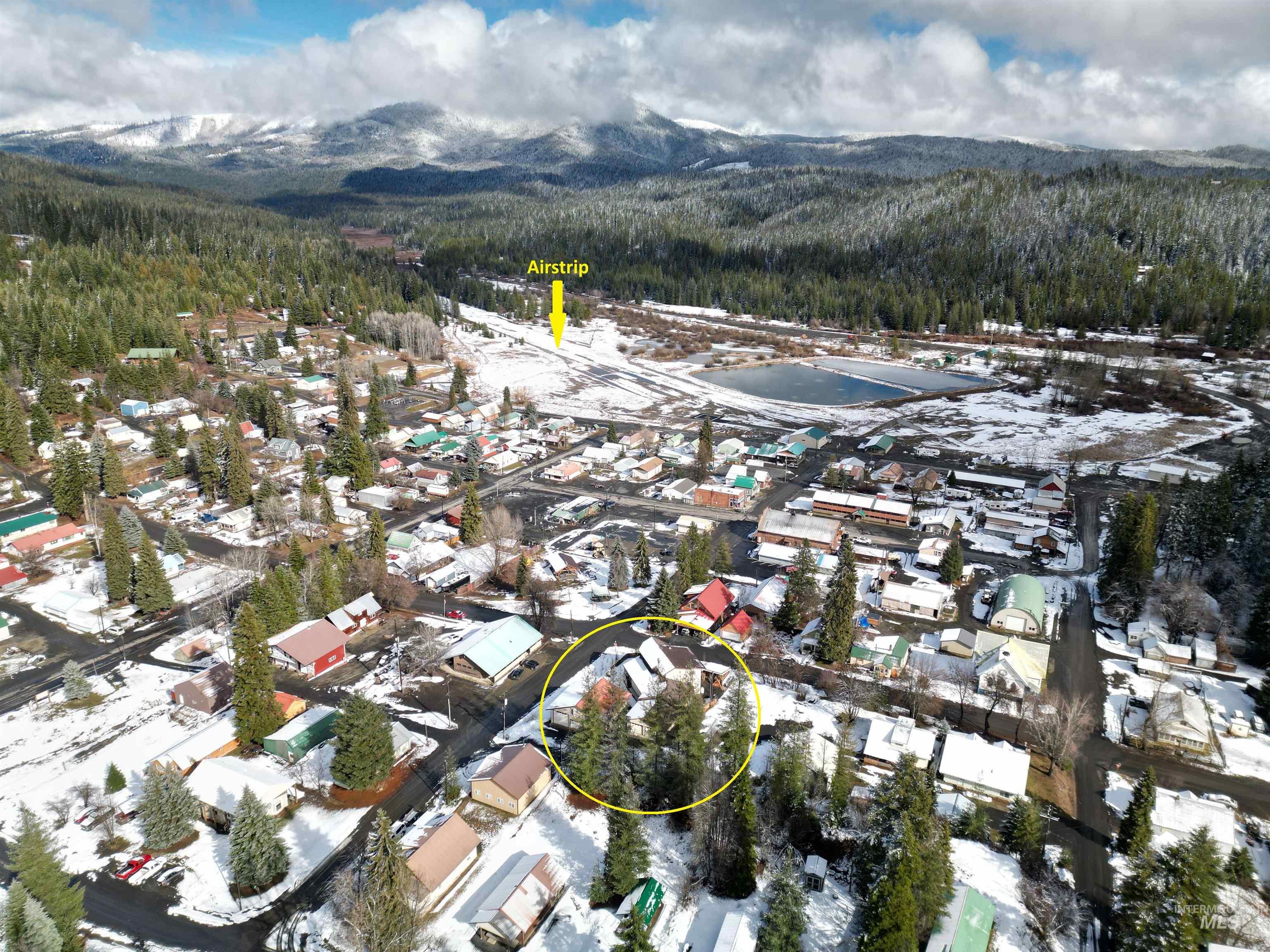 204 S 2nd St, Elk River, Idaho 83827, 3 Bedrooms, 3 Bathrooms, Residential For Sale, Price $675,000,MLS 98978369