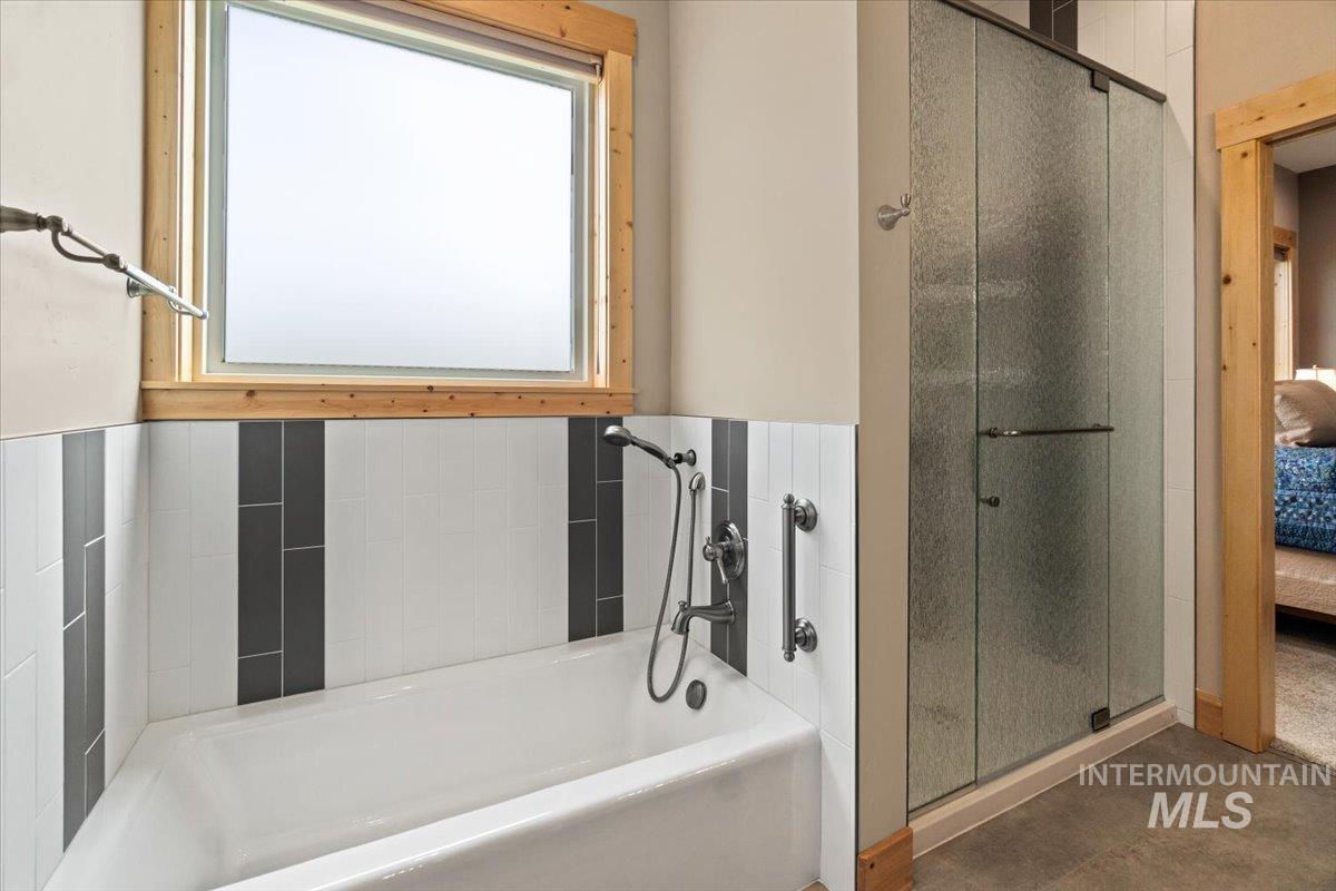 13917 Sky View Court, McCall, Idaho 83638, 3 Bedrooms, 2.5 Bathrooms, Residential For Sale, Price $1,248,500,MLS 98978370