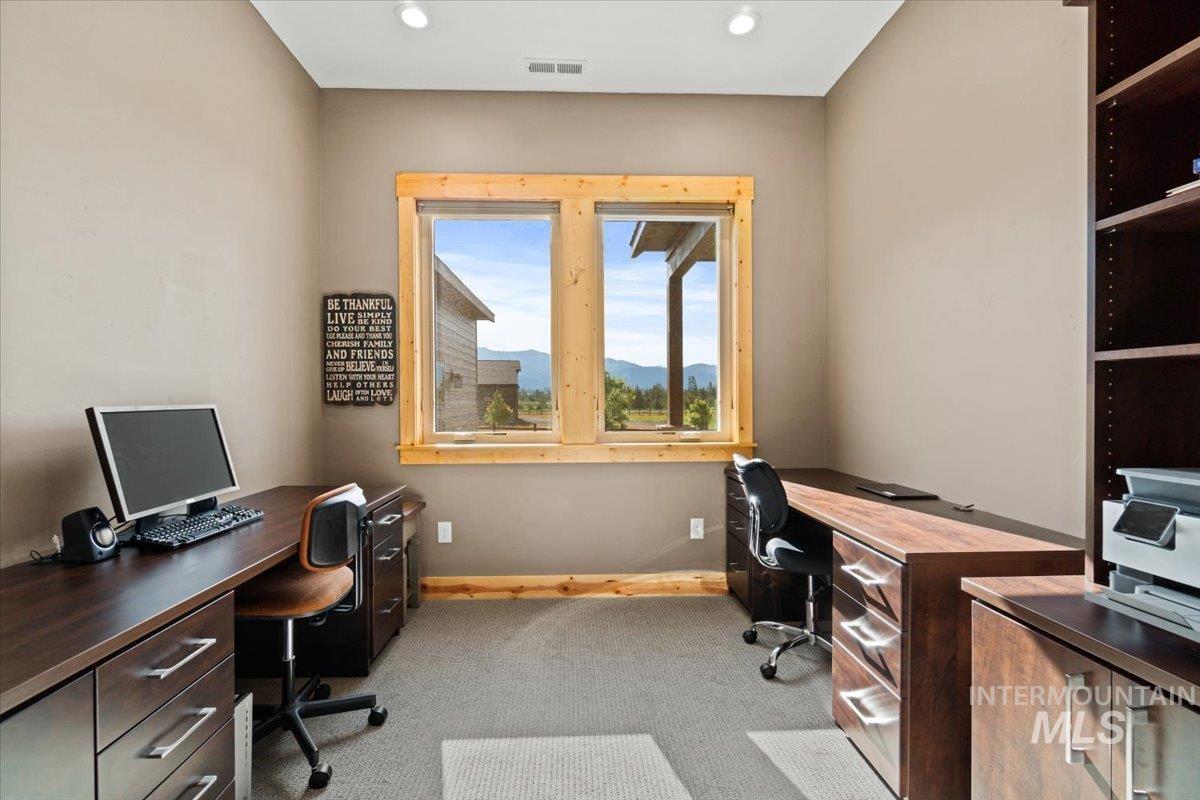 13917 Sky View Court, McCall, Idaho 83638, 3 Bedrooms, 2.5 Bathrooms, Residential For Sale, Price $1,248,500,MLS 98978370