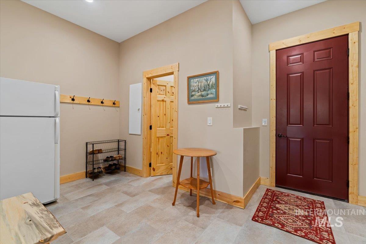 13917 Sky View Court, McCall, Idaho 83638, 3 Bedrooms, 2.5 Bathrooms, Residential For Sale, Price $1,248,500,MLS 98978370