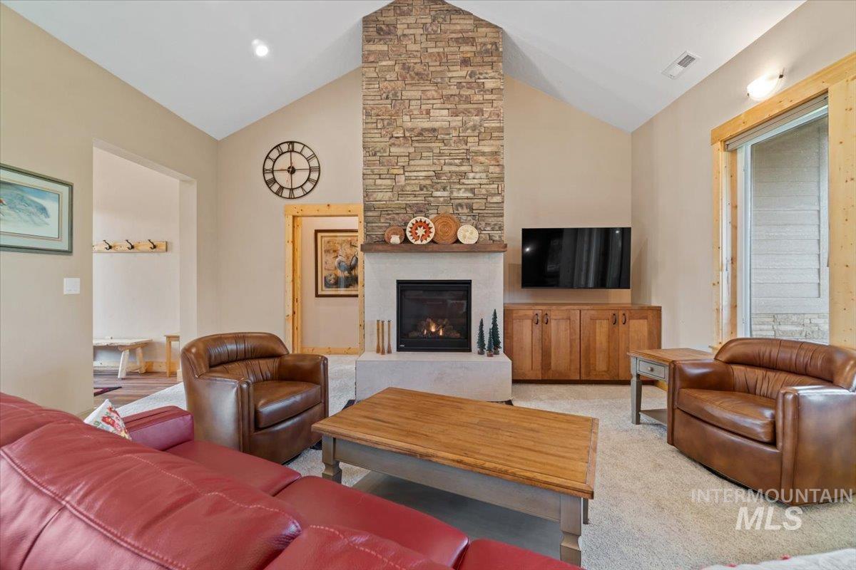 13917 Sky View Court, McCall, Idaho 83638, 3 Bedrooms, 2.5 Bathrooms, Residential For Sale, Price $1,248,500,MLS 98978370