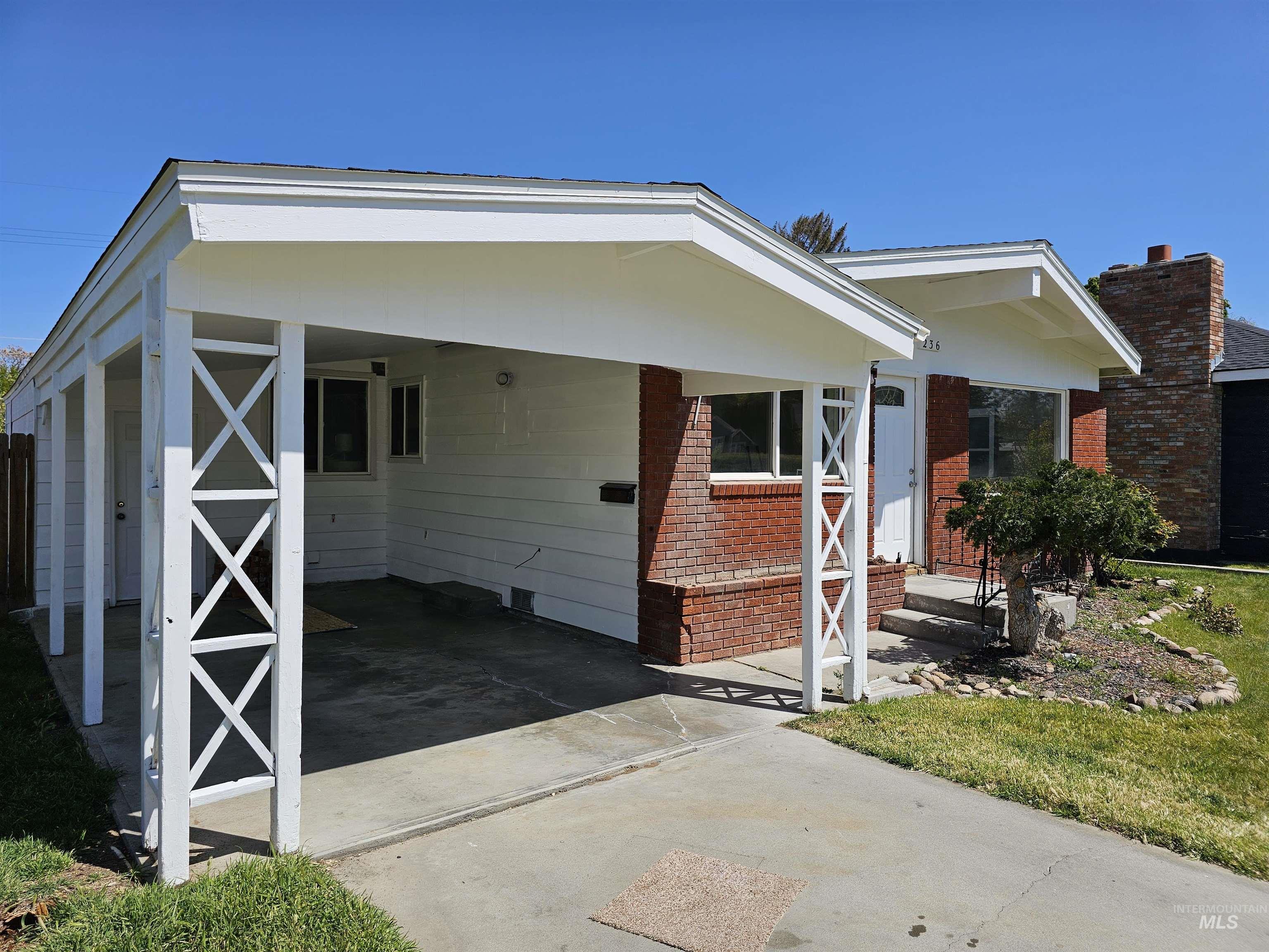 236 Meffan Ave, Nampa, Idaho 83651, 3 Bedrooms, 1 Bathroom, Residential For Sale, Price $308,000, 98978371