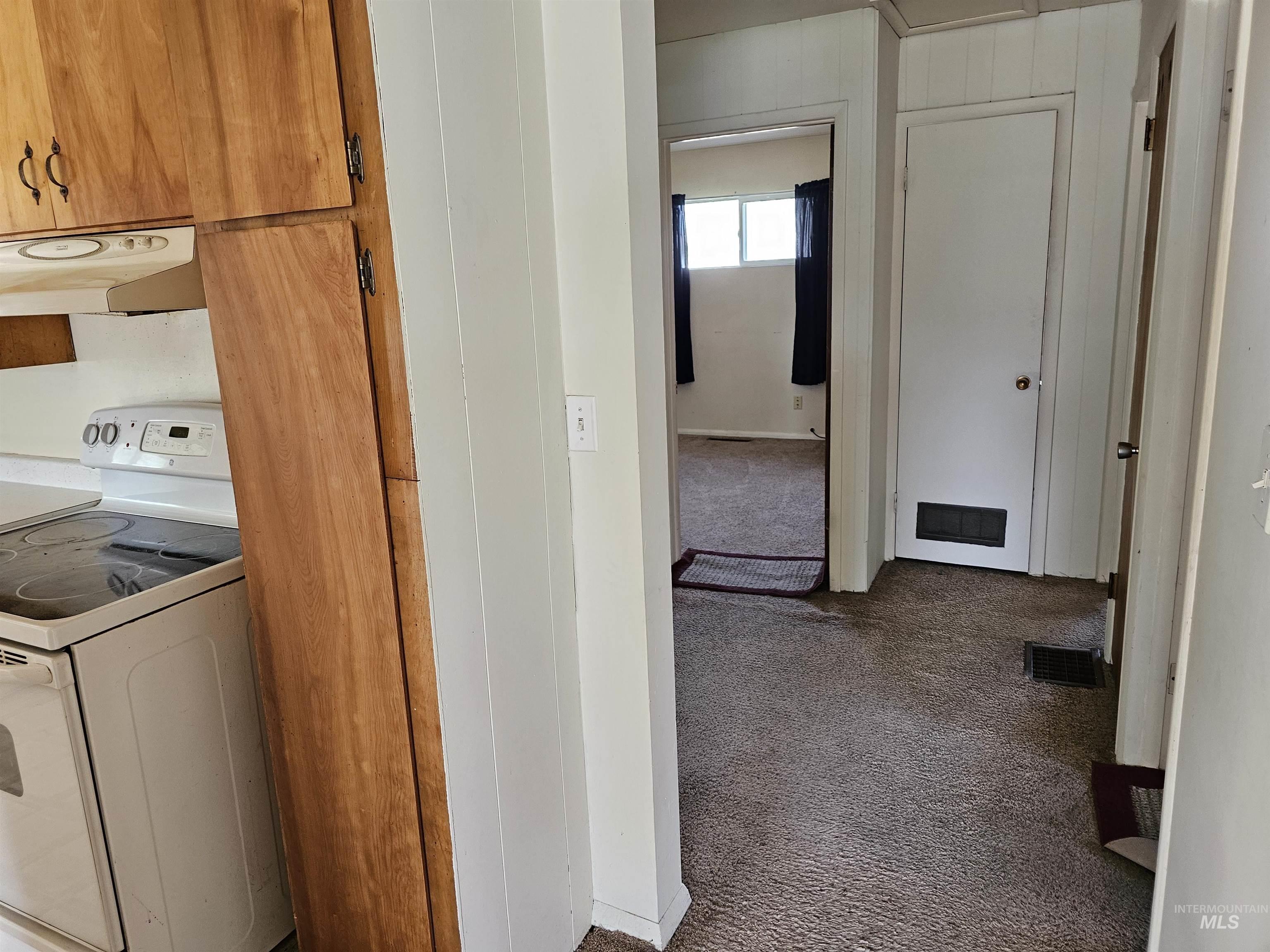 236 Meffan Ave, Nampa, Idaho 83651, 3 Bedrooms, 1 Bathroom, Residential For Sale, Price $308,000, 98978371