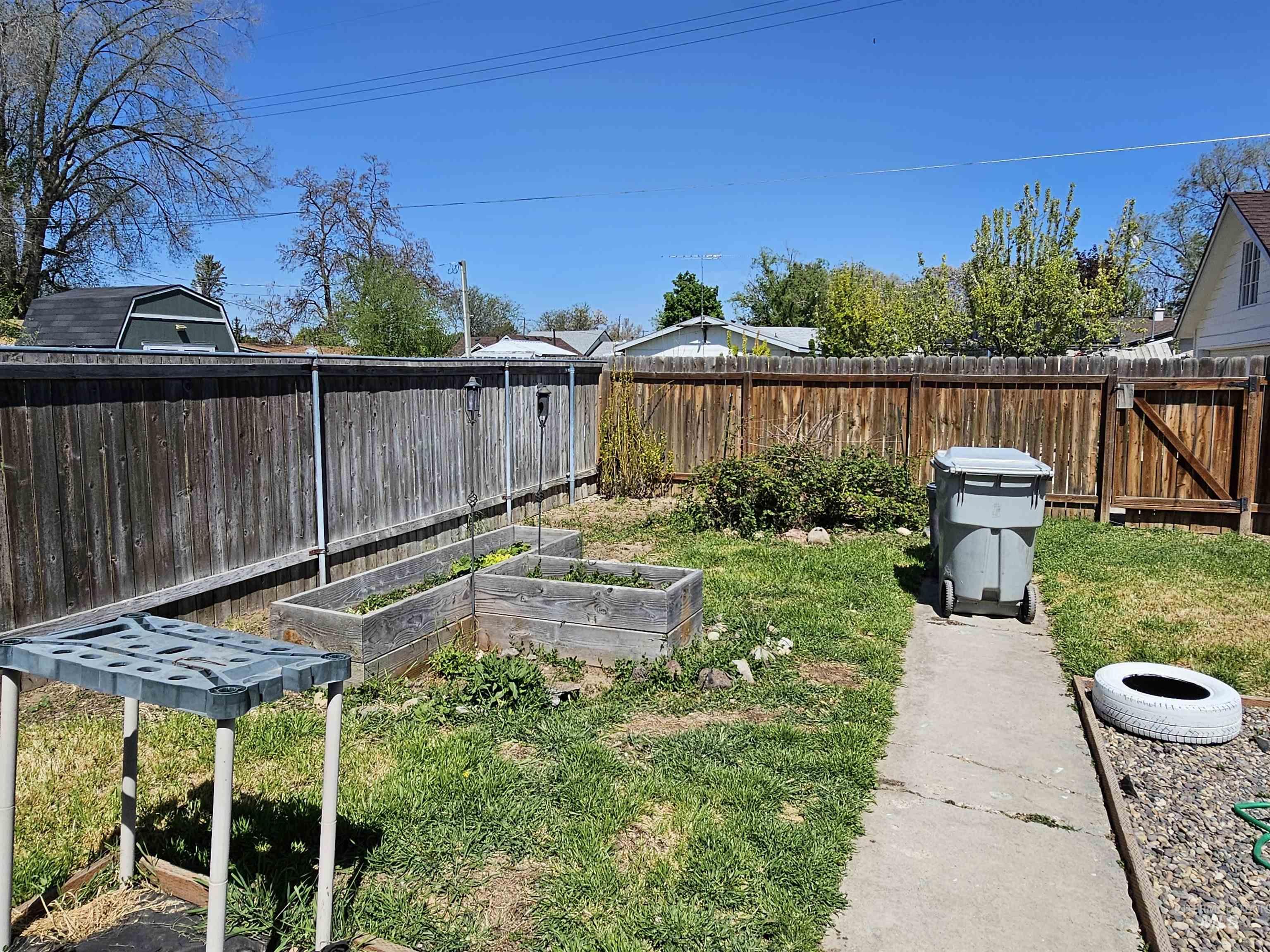236 Meffan Ave, Nampa, Idaho 83651, 3 Bedrooms, 1 Bathroom, Residential For Sale, Price $308,000, 98978371