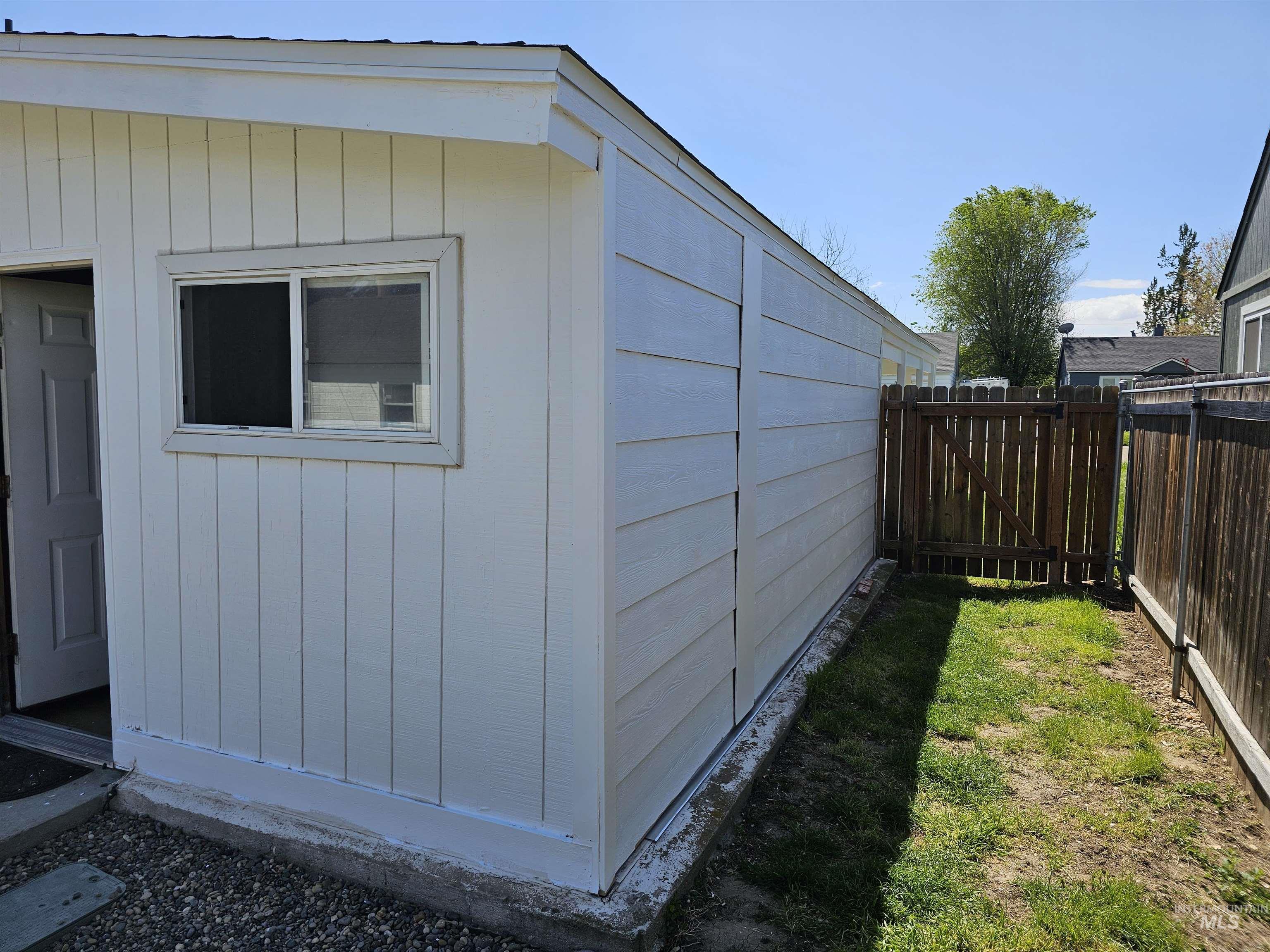 236 Meffan Ave, Nampa, Idaho 83651, 3 Bedrooms, 1 Bathroom, Residential For Sale, Price $308,000, 98978371