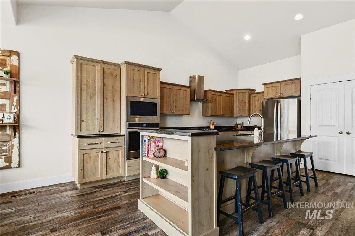 20367 N Glenisla Avenue, Boise, Idaho 83714, 3 Bedrooms, 2 Bathrooms, Residential For Sale, Price $599,900, 98978372