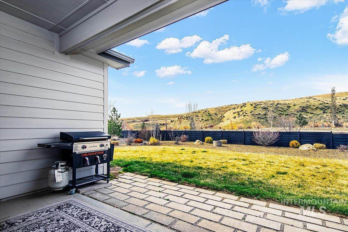 20367 N Glenisla Avenue, Boise, Idaho 83714, 3 Bedrooms, 2 Bathrooms, Residential For Sale, Price $599,900,MLS 98978372