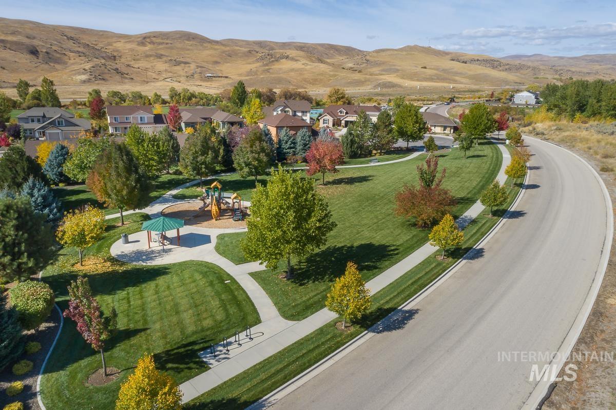 20367 N Glenisla Avenue, Boise, Idaho 83714, 3 Bedrooms, 2 Bathrooms, Residential For Sale, Price $599,900, 98978372