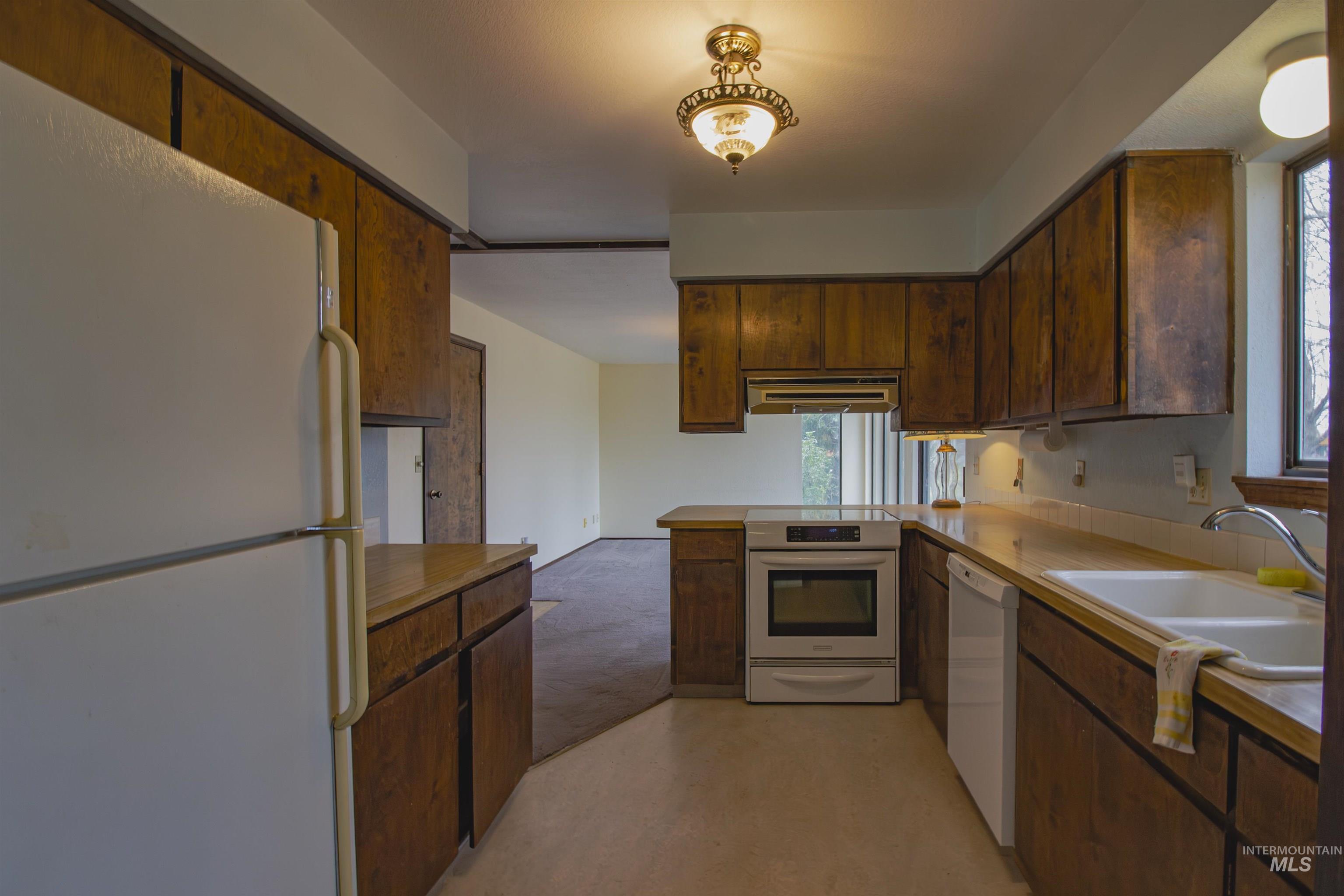 2465 Center Avenue, Payette, Idaho 83661, 4 Bedrooms, 3 Bathrooms, Residential For Sale, Price $569,900,MLS 98978373