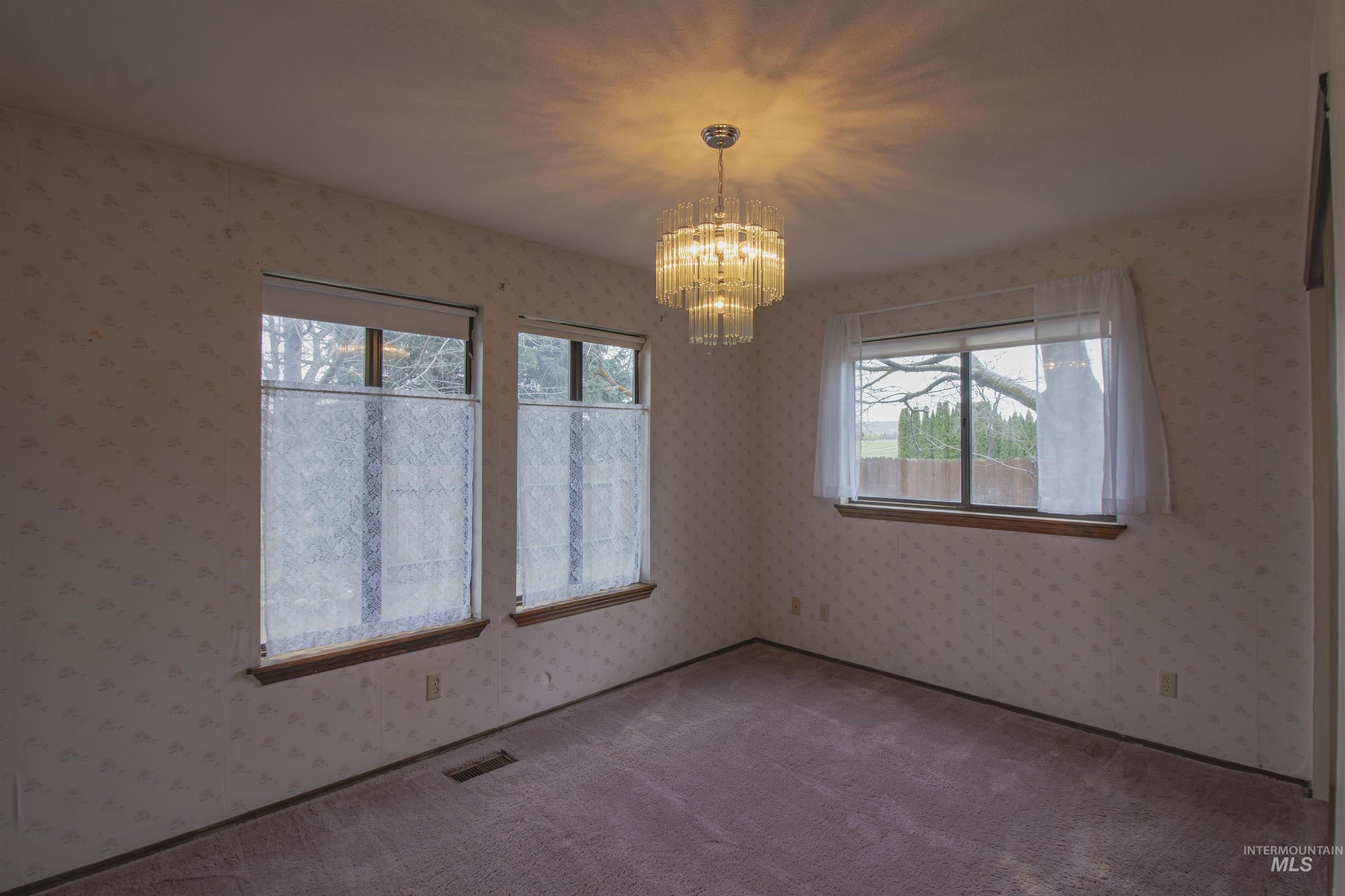 2465 Center Avenue, Payette, Idaho 83661, 4 Bedrooms, 3 Bathrooms, Residential For Sale, Price $569,900,MLS 98978373