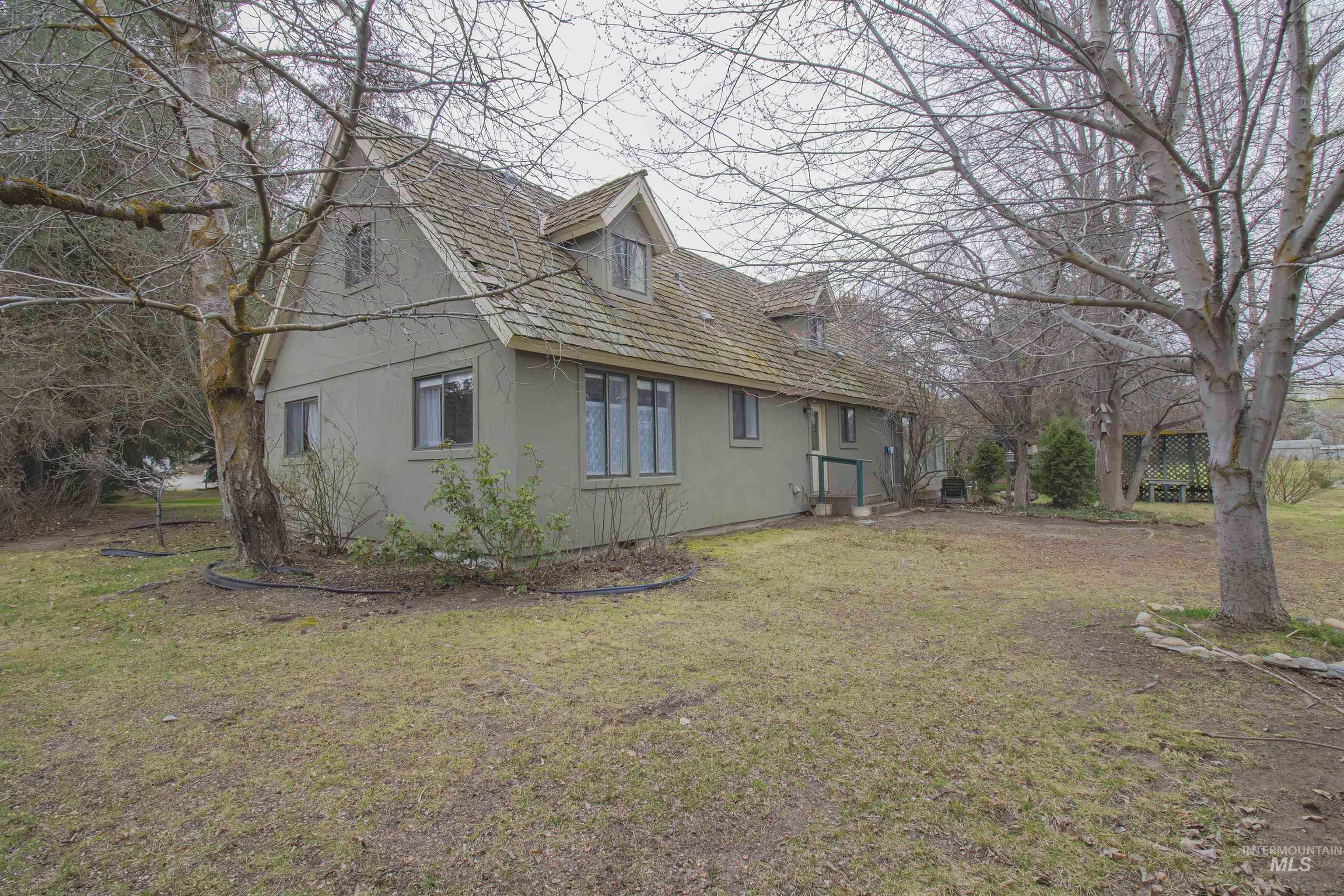 2465 Center Avenue, Payette, Idaho 83661, 4 Bedrooms, 3 Bathrooms, Residential For Sale, Price $569,900,MLS 98978373