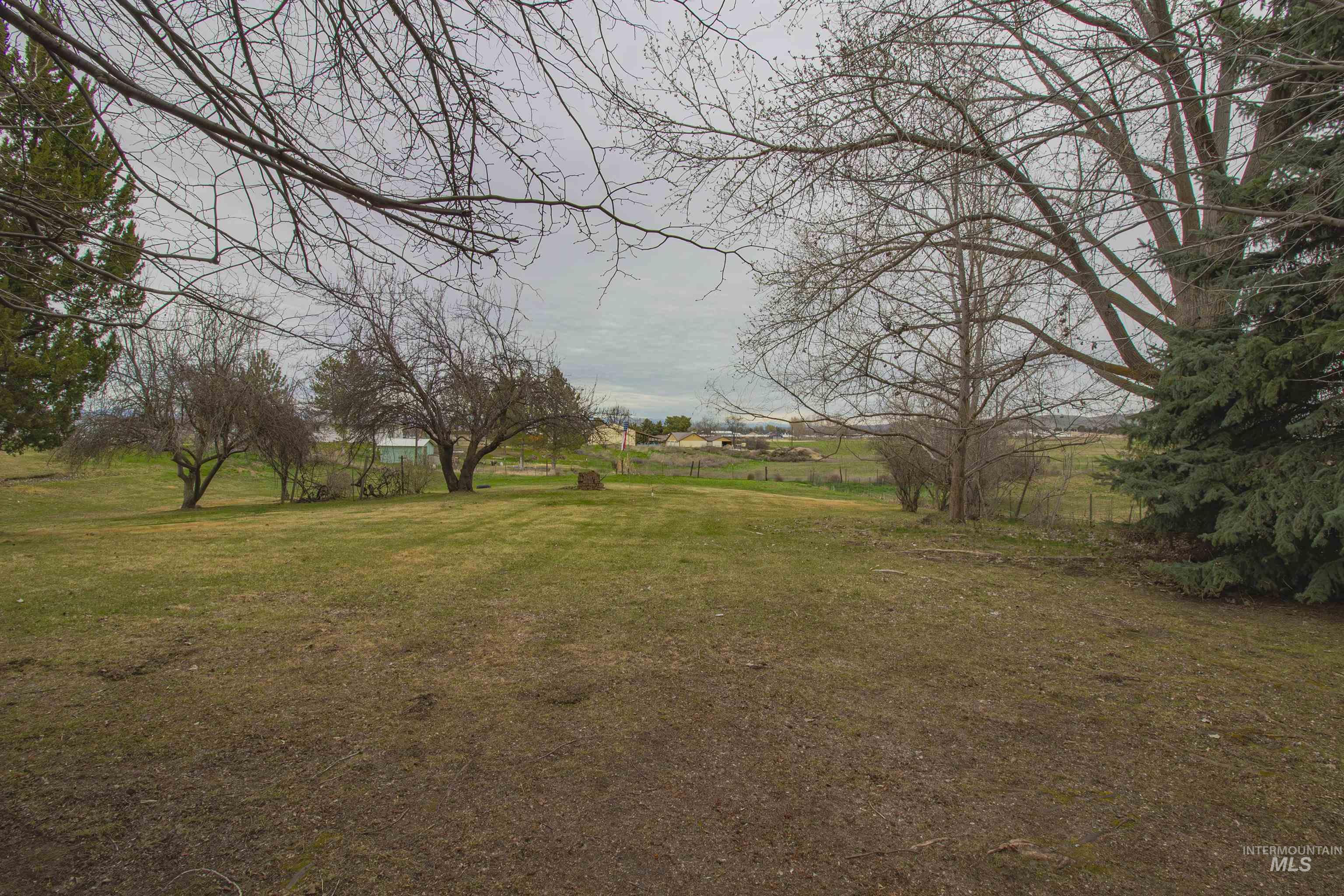 2465 Center Avenue, Payette, Idaho 83661, 4 Bedrooms, 3 Bathrooms, Residential For Sale, Price $569,900,MLS 98978373