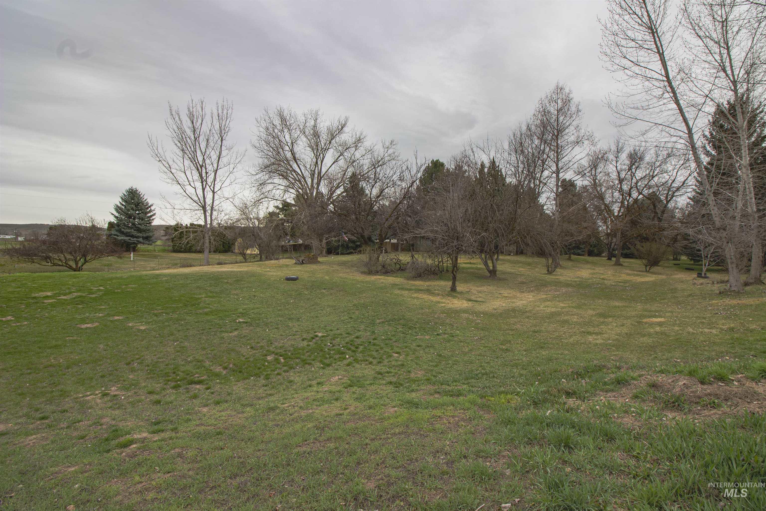 2465 Center Avenue, Payette, Idaho 83661, 4 Bedrooms, 3 Bathrooms, Residential For Sale, Price $569,900,MLS 98978373