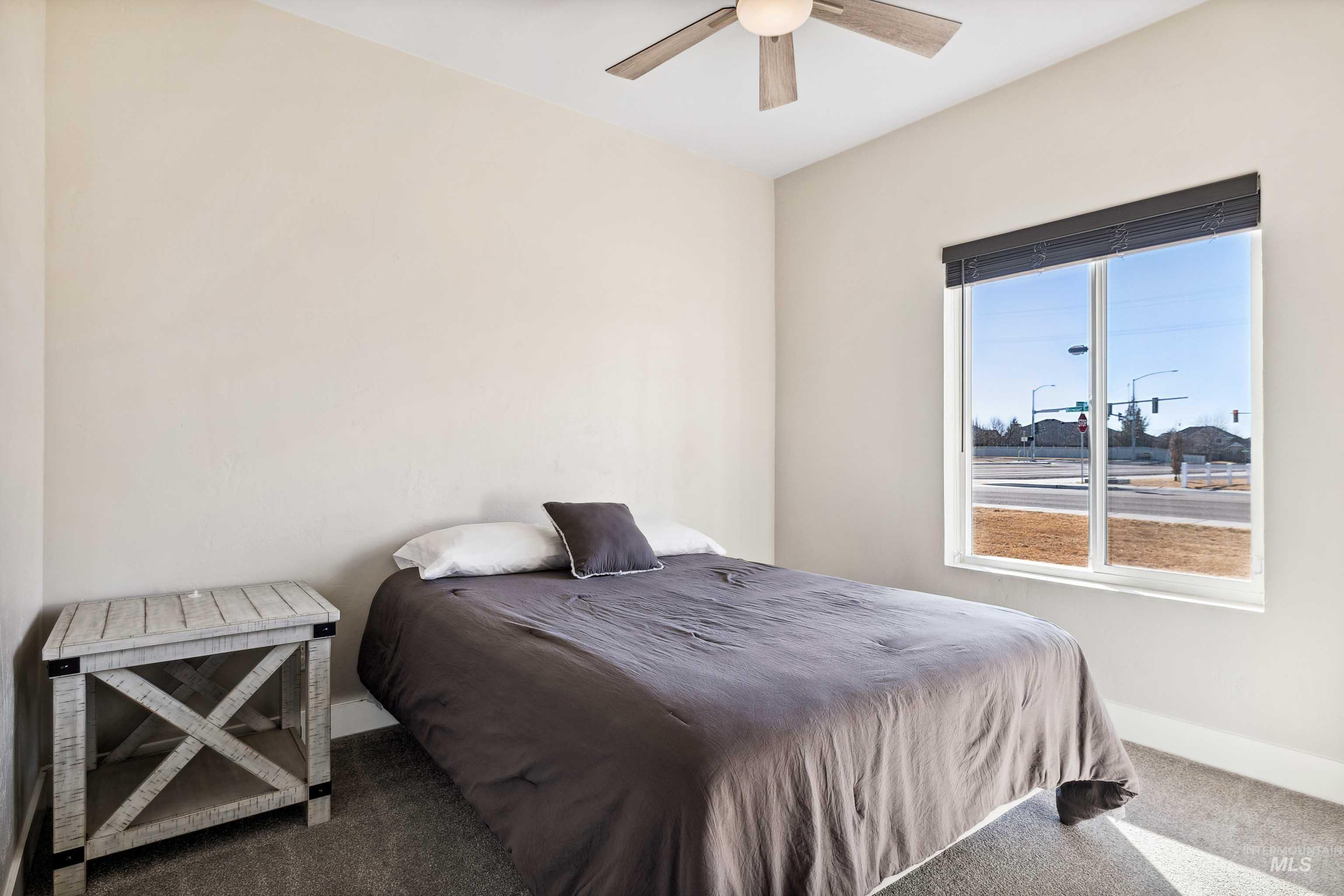 704 Midnight Sun Loop, Twin Falls, Idaho 83301, 4 Bedrooms, 2.5 Bathrooms, Residential For Sale, Price $564,900,MLS 98978374