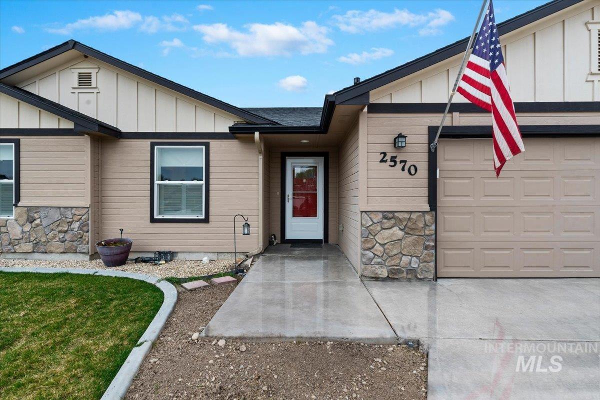 2570 Driftwood Pl, Payette, Idaho 83661, 3 Bedrooms, 2 Bathrooms, Residential For Sale, Price $369,000,MLS 98978376
