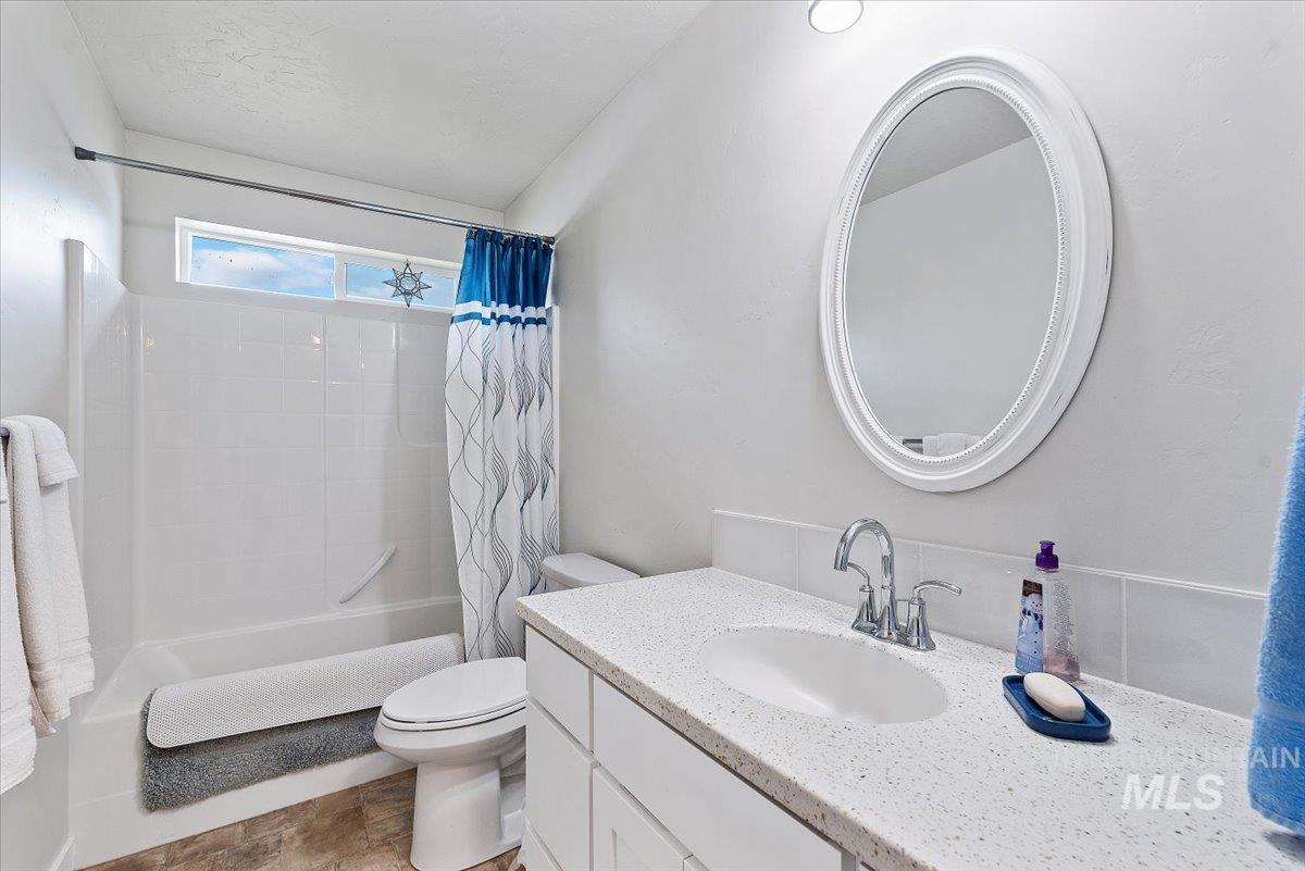 2570 Driftwood Pl, Payette, Idaho 83661, 3 Bedrooms, 2 Bathrooms, Residential For Sale, Price $369,000,MLS 98978376