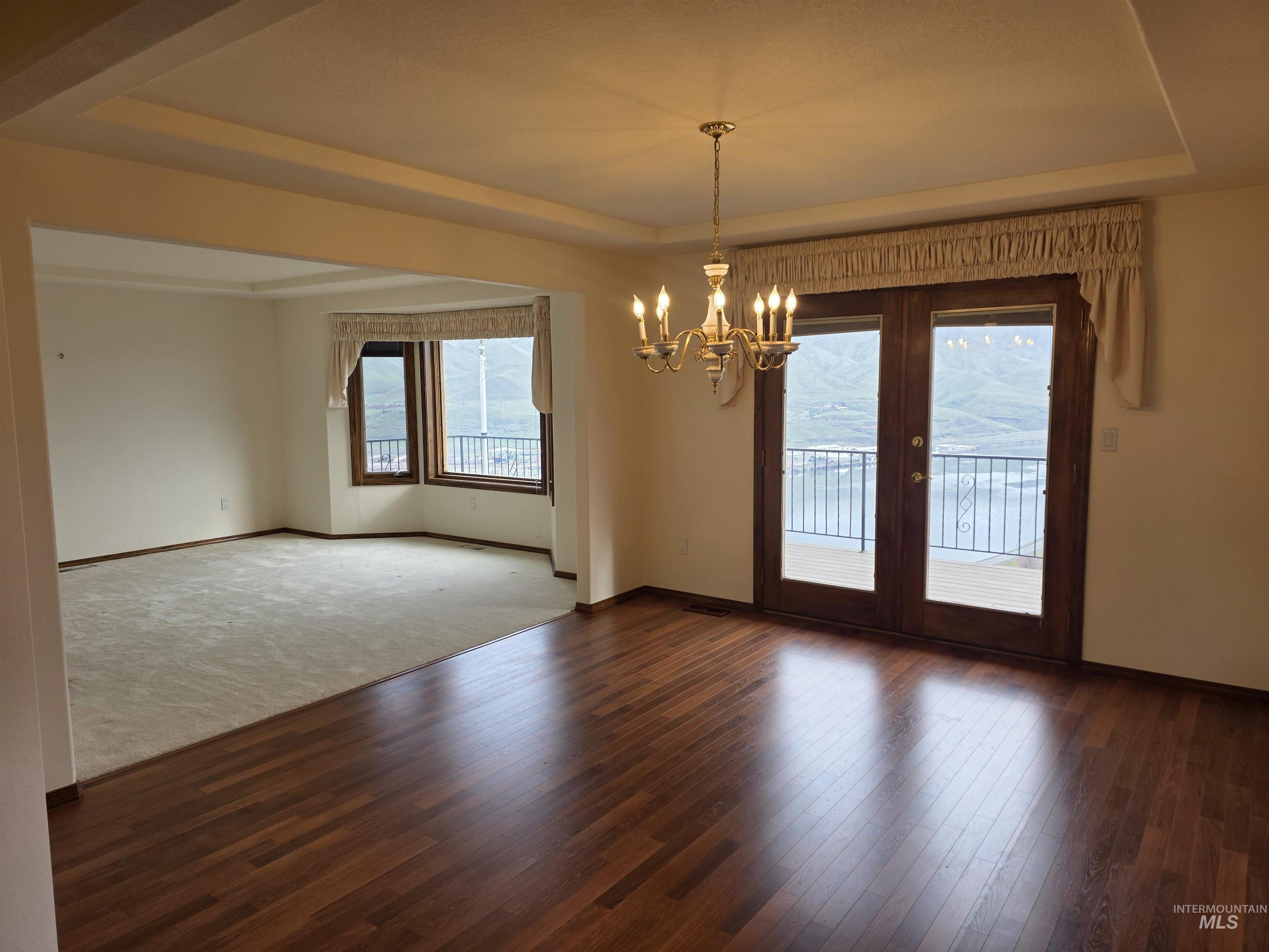 2530 Valleyview Drive, Clarkston, Washington 99403, 4 Bedrooms, 3 Bathrooms, Residential For Sale, Price $749,000,MLS 98978379