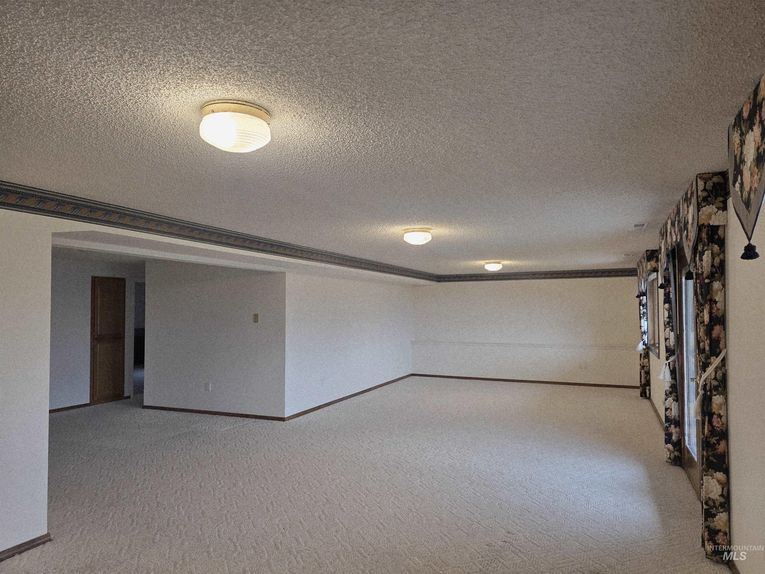 2530 Valleyview Drive, Clarkston, Washington 99403, 4 Bedrooms, 3 Bathrooms, Residential For Sale, Price $749,000, 98978379