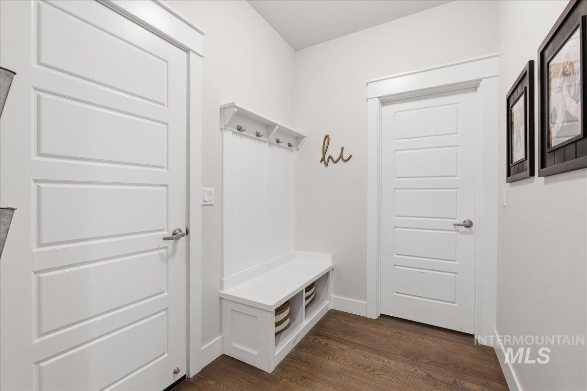 5942 S Astoria, Meridian, Idaho 83642, 4 Bedrooms, 2.5 Bathrooms, Residential For Sale, Price $809,999,MLS 98978380