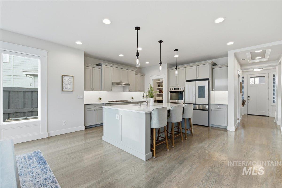 5942 S Astoria, Meridian, Idaho 83642, 4 Bedrooms, 2.5 Bathrooms, Residential For Sale, Price $809,999,MLS 98978380