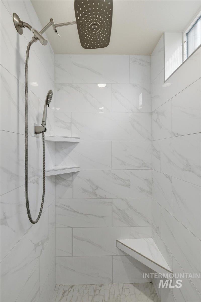 5942 S Astoria, Meridian, Idaho 83642, 4 Bedrooms, 2.5 Bathrooms, Residential For Sale, Price $809,999,MLS 98978380