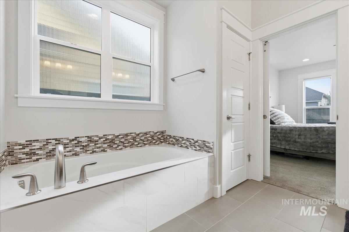 5942 S Astoria, Meridian, Idaho 83642, 4 Bedrooms, 2.5 Bathrooms, Residential For Sale, Price $809,999,MLS 98978380