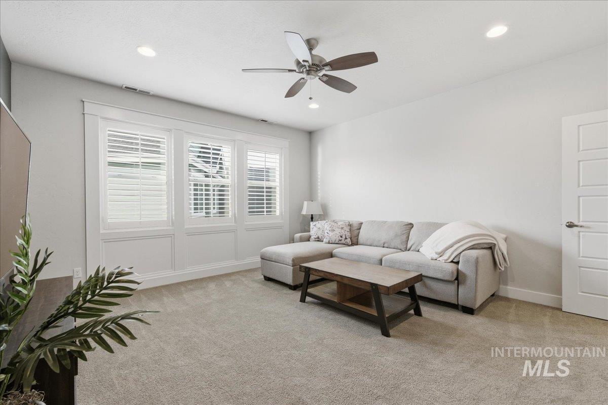 5942 S Astoria, Meridian, Idaho 83642, 4 Bedrooms, 2.5 Bathrooms, Residential For Sale, Price $809,999,MLS 98978380