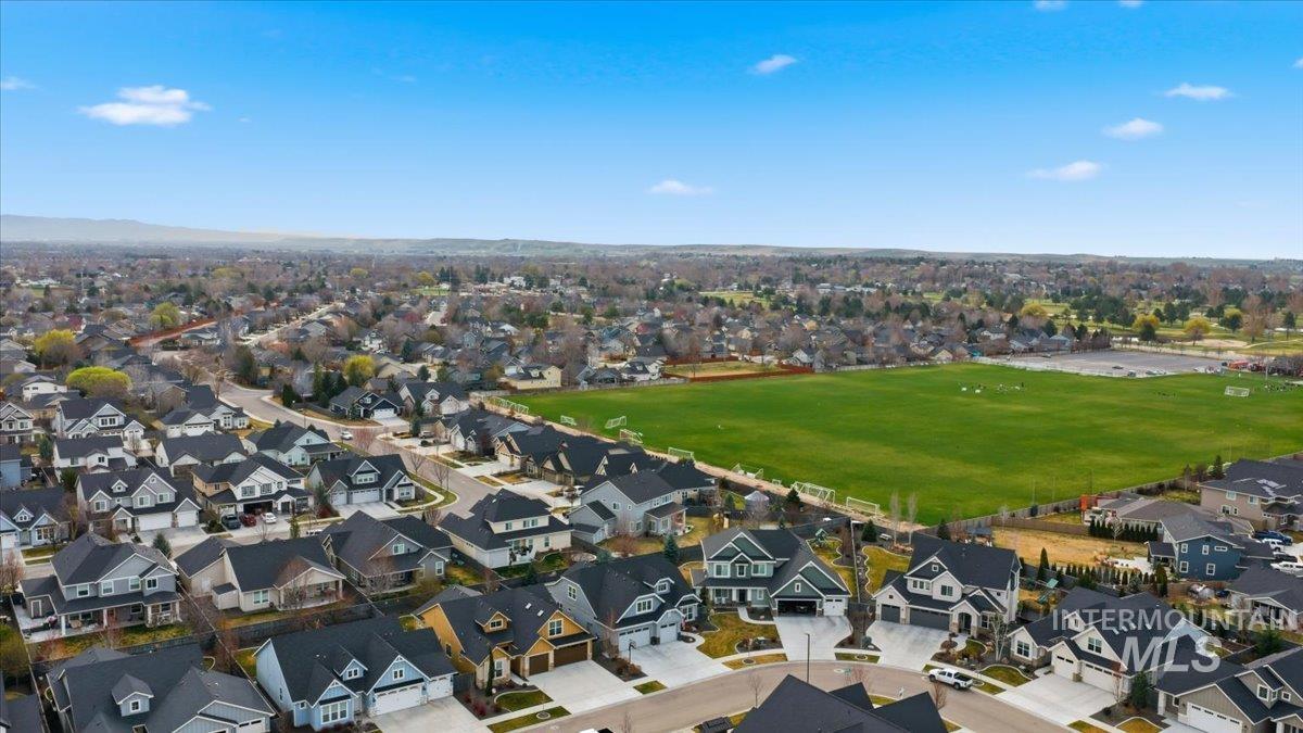 5942 S Astoria, Meridian, Idaho 83642, 4 Bedrooms, 2.5 Bathrooms, Residential For Sale, Price $809,999,MLS 98978380