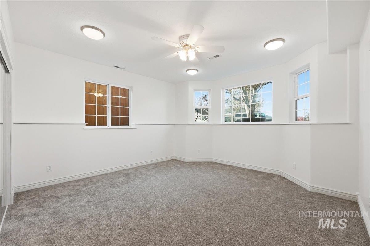 2676 S Velvet Falls Way, Meridian, Idaho 83642, 5 Bedrooms, 3 Bathrooms, Residential For Sale, Price $759,900, 98978382