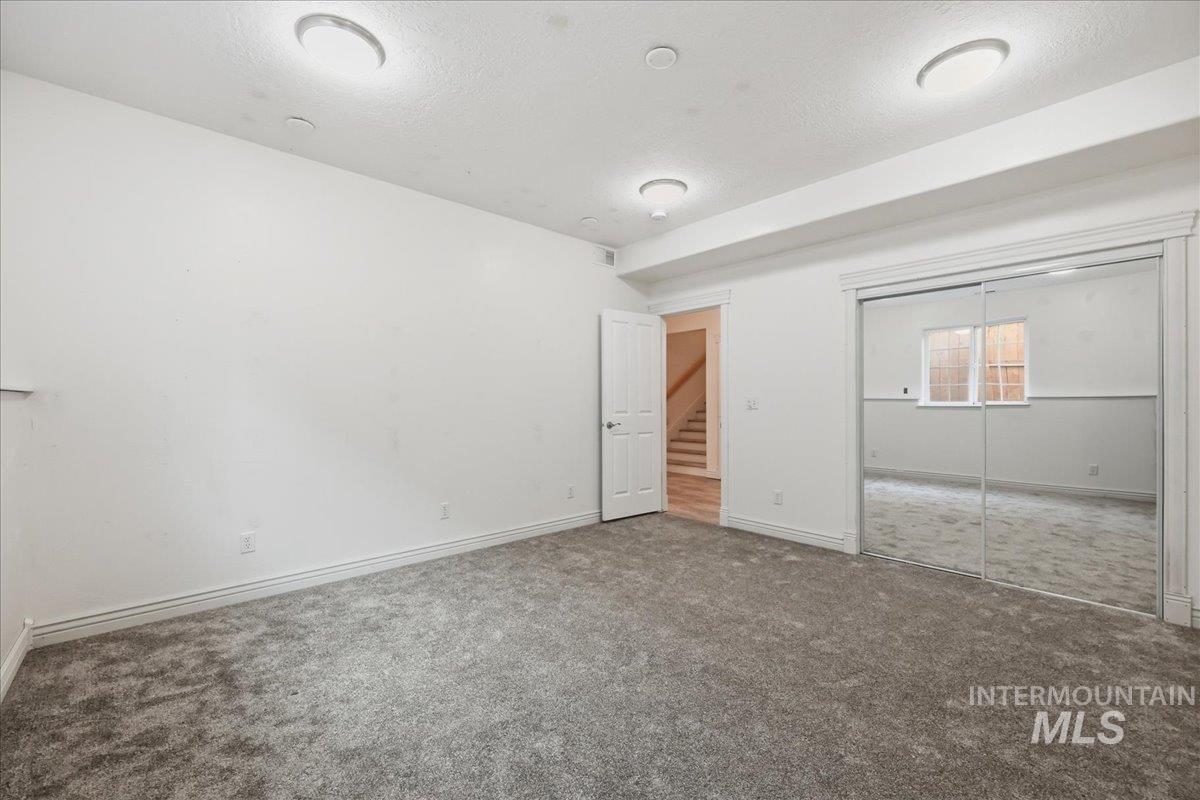 2676 S Velvet Falls Way, Meridian, Idaho 83642, 5 Bedrooms, 3 Bathrooms, Residential For Sale, Price $759,900, 98978382