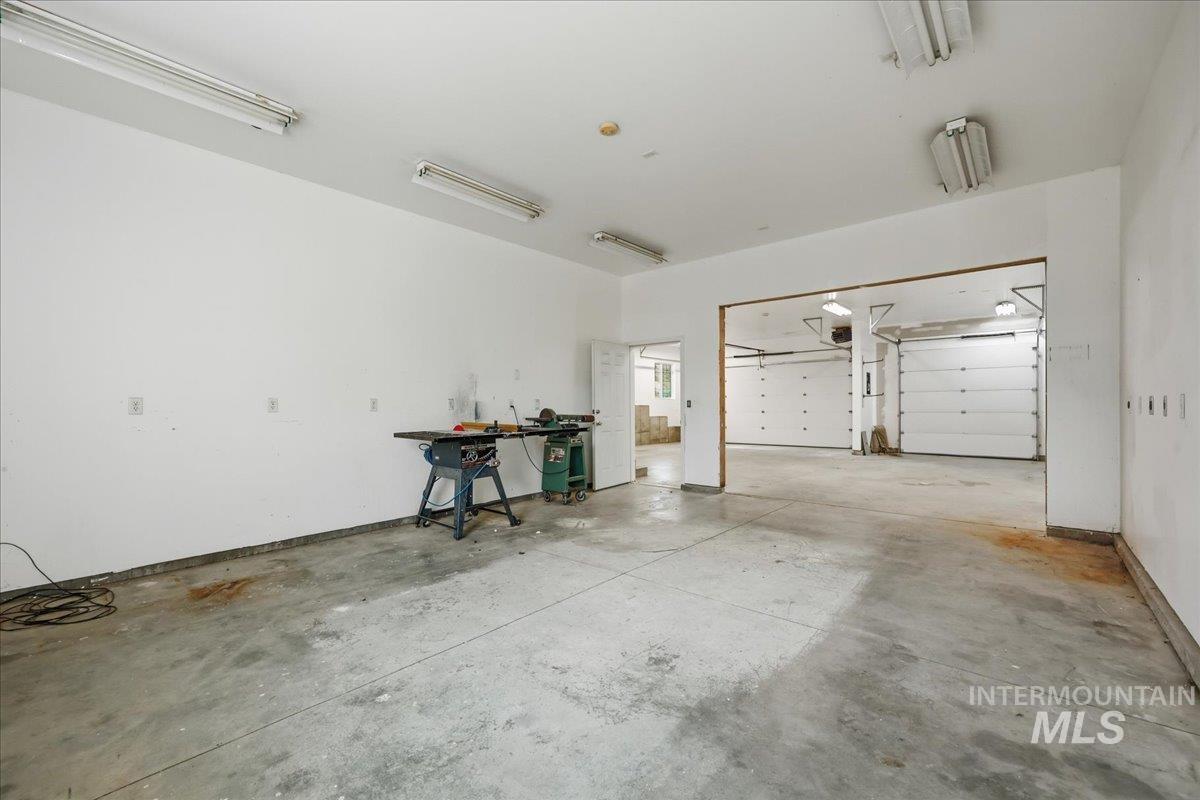 2676 S Velvet Falls Way, Meridian, Idaho 83642, 5 Bedrooms, 3 Bathrooms, Residential For Sale, Price $759,900, 98978382