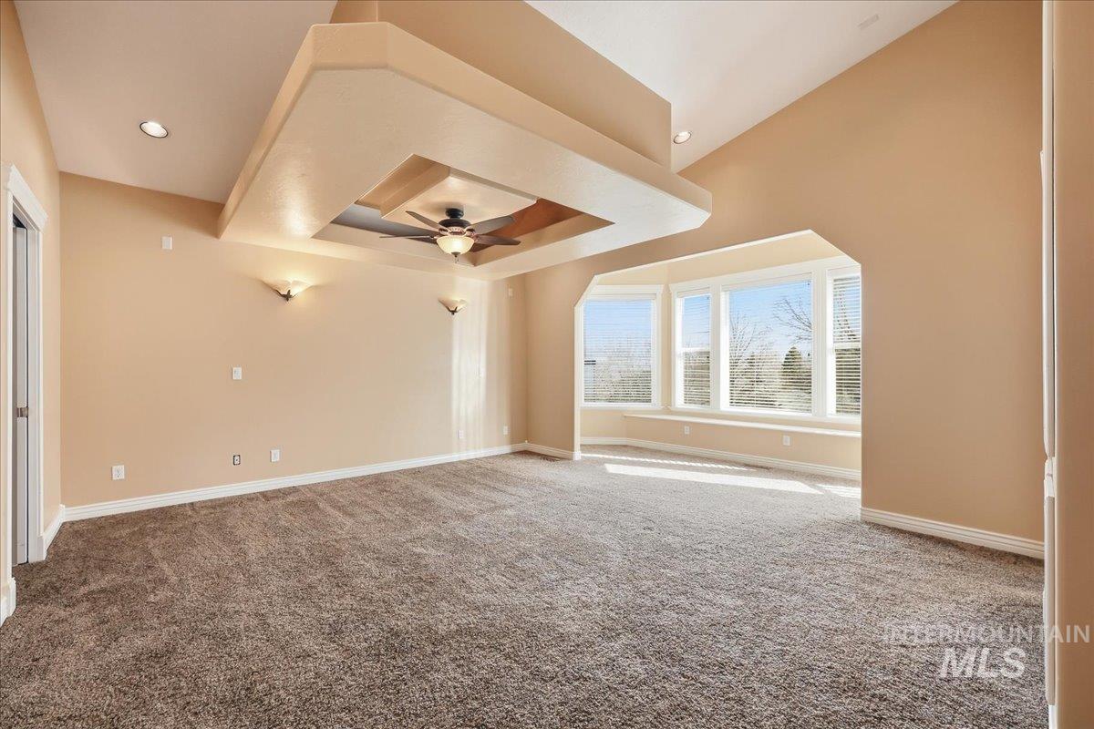 2676 S Velvet Falls Way, Meridian, Idaho 83642, 5 Bedrooms, 3 Bathrooms, Residential For Sale, Price $759,900, 98978382