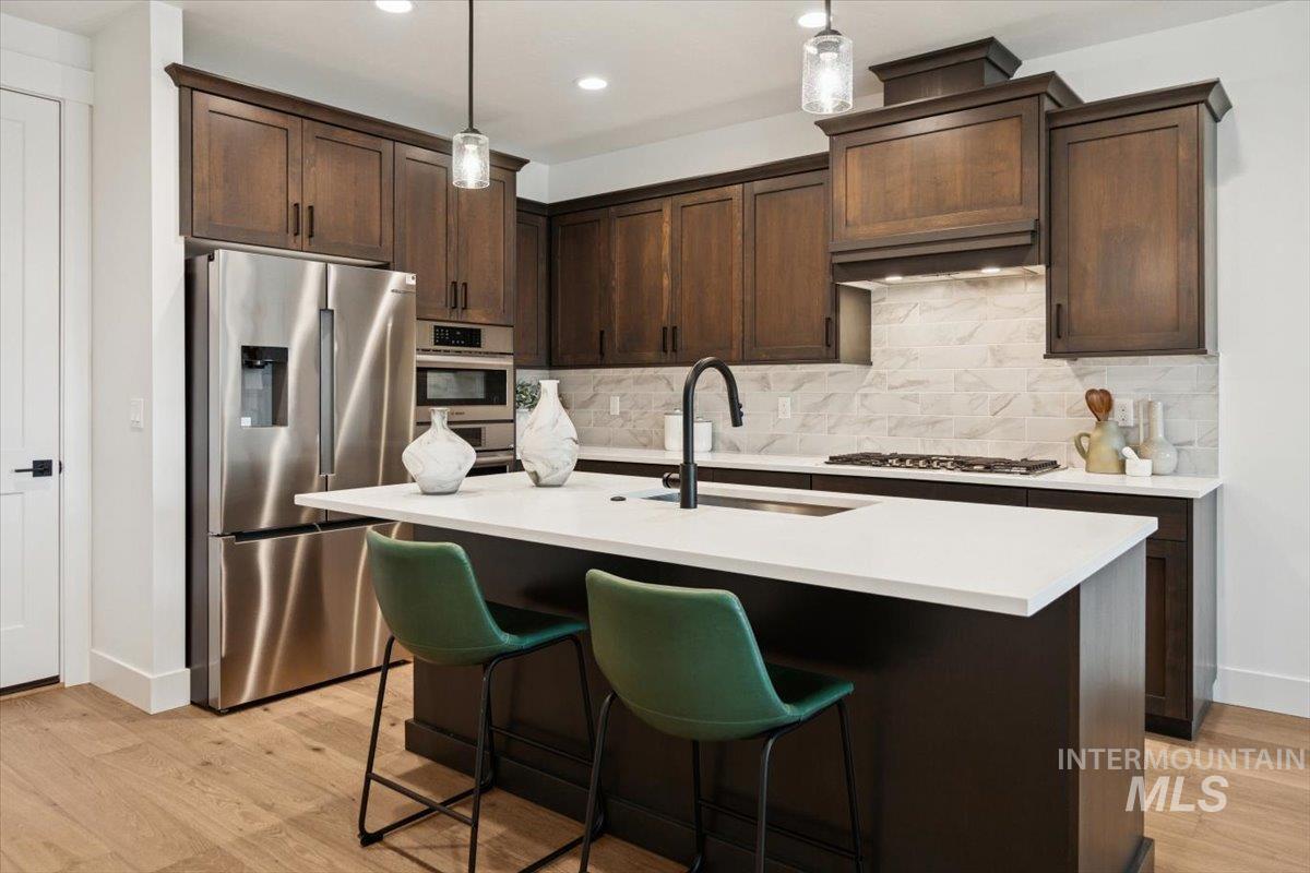 2025 W Freya Ct, Eagle, Idaho 83616, 3 Bedrooms, 2.5 Bathrooms, Residential For Sale, Price $519,900,MLS 98978383