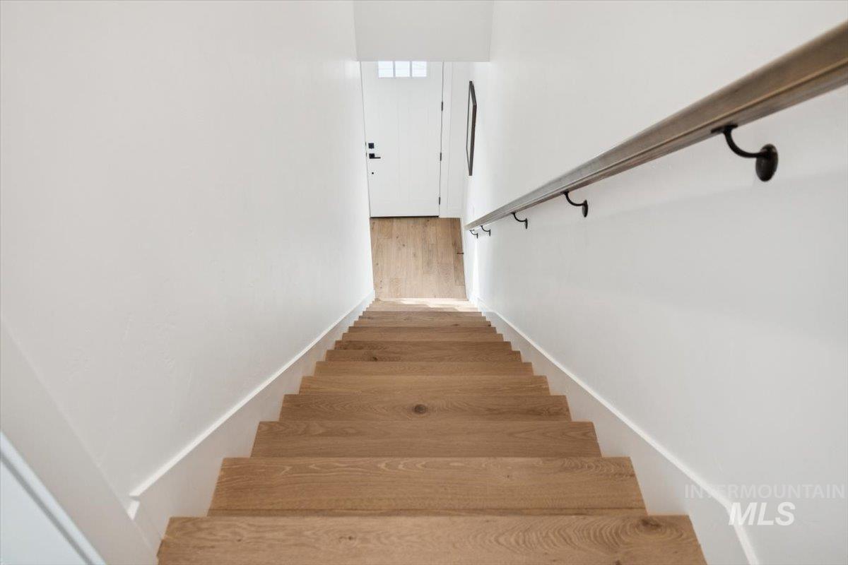 2025 W Freya Ct, Eagle, Idaho 83616, 3 Bedrooms, 2.5 Bathrooms, Residential For Sale, Price $519,900,MLS 98978383