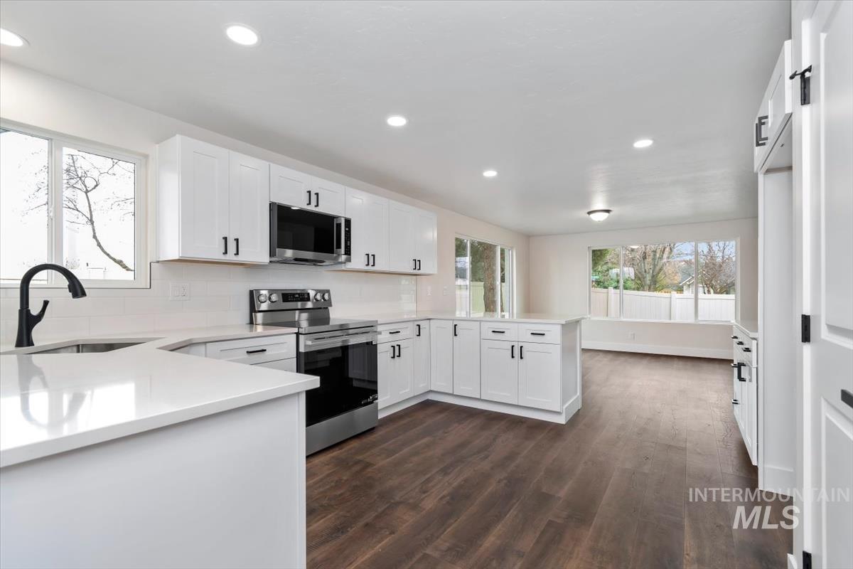 12151 W Tree Branch, Boise, Idaho 83709, 4 Bedrooms, 3 Bathrooms, Residential For Sale, Price $530,000,MLS 98978384